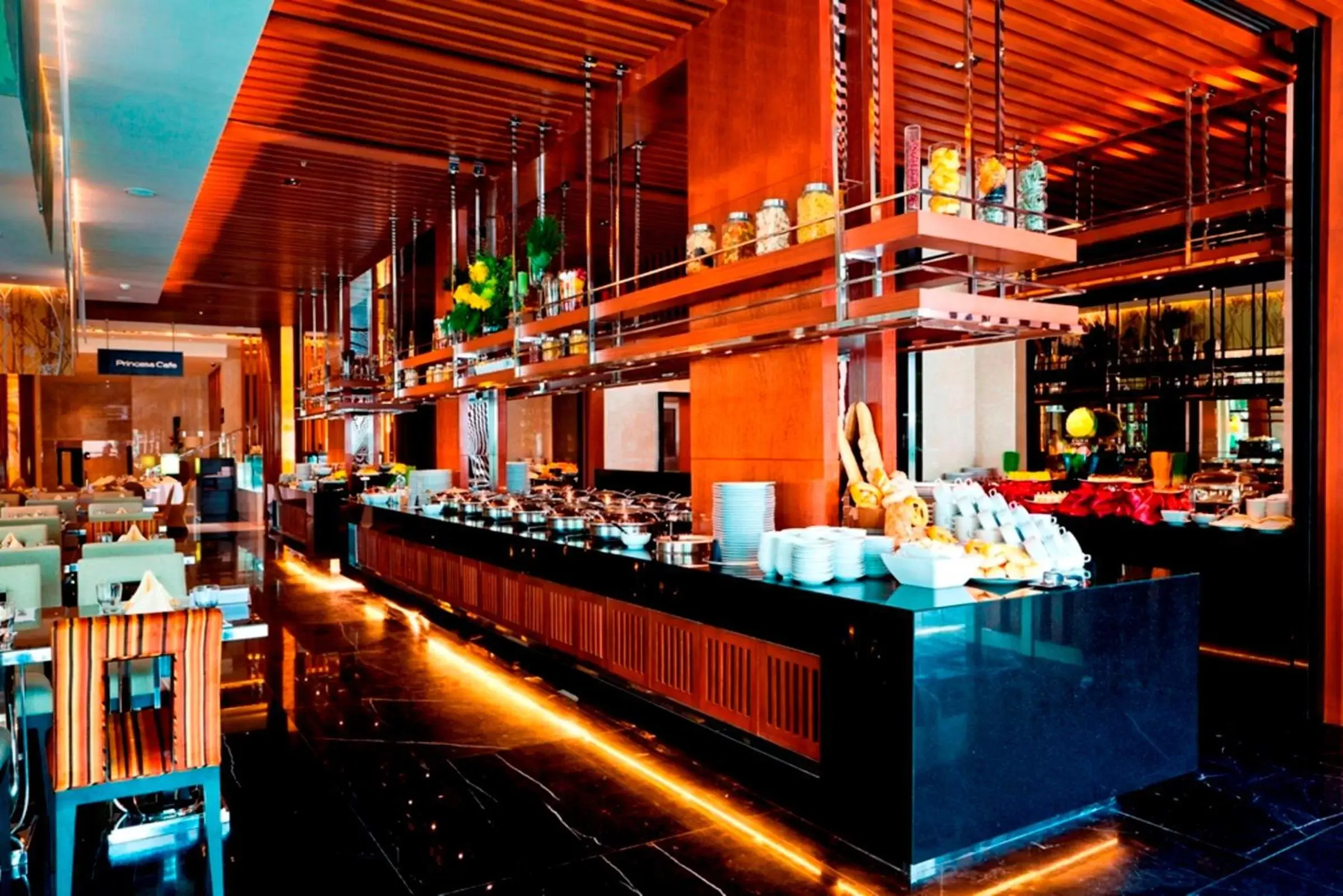 Restaurant/places to eat in Royal Princess Larn Luang - SHA Extra Plus Restaurant/places to eat in Royal Princess Larn Luang - SHA Extra Plus