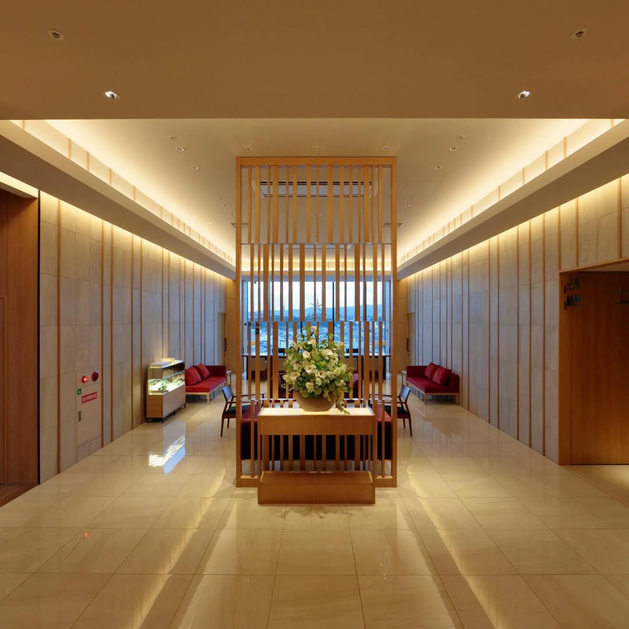 Lobby or reception in Candeo Hotels Osaka Kishibe Lobby or reception in Candeo Hotels Osaka Kishibe