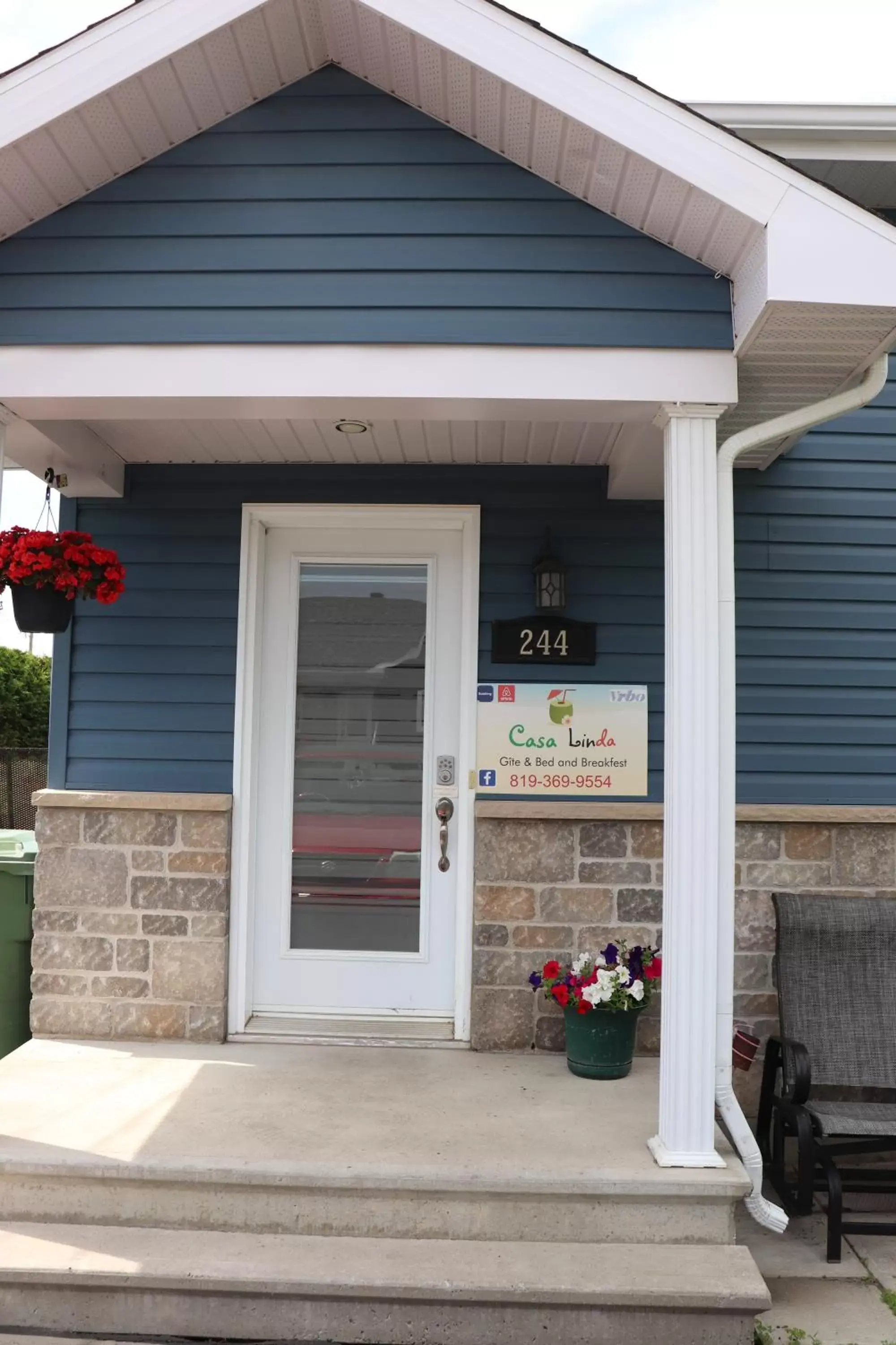 Twin Room in Casa Linda Victoriaville Twin Room in Casa Linda Victoriaville