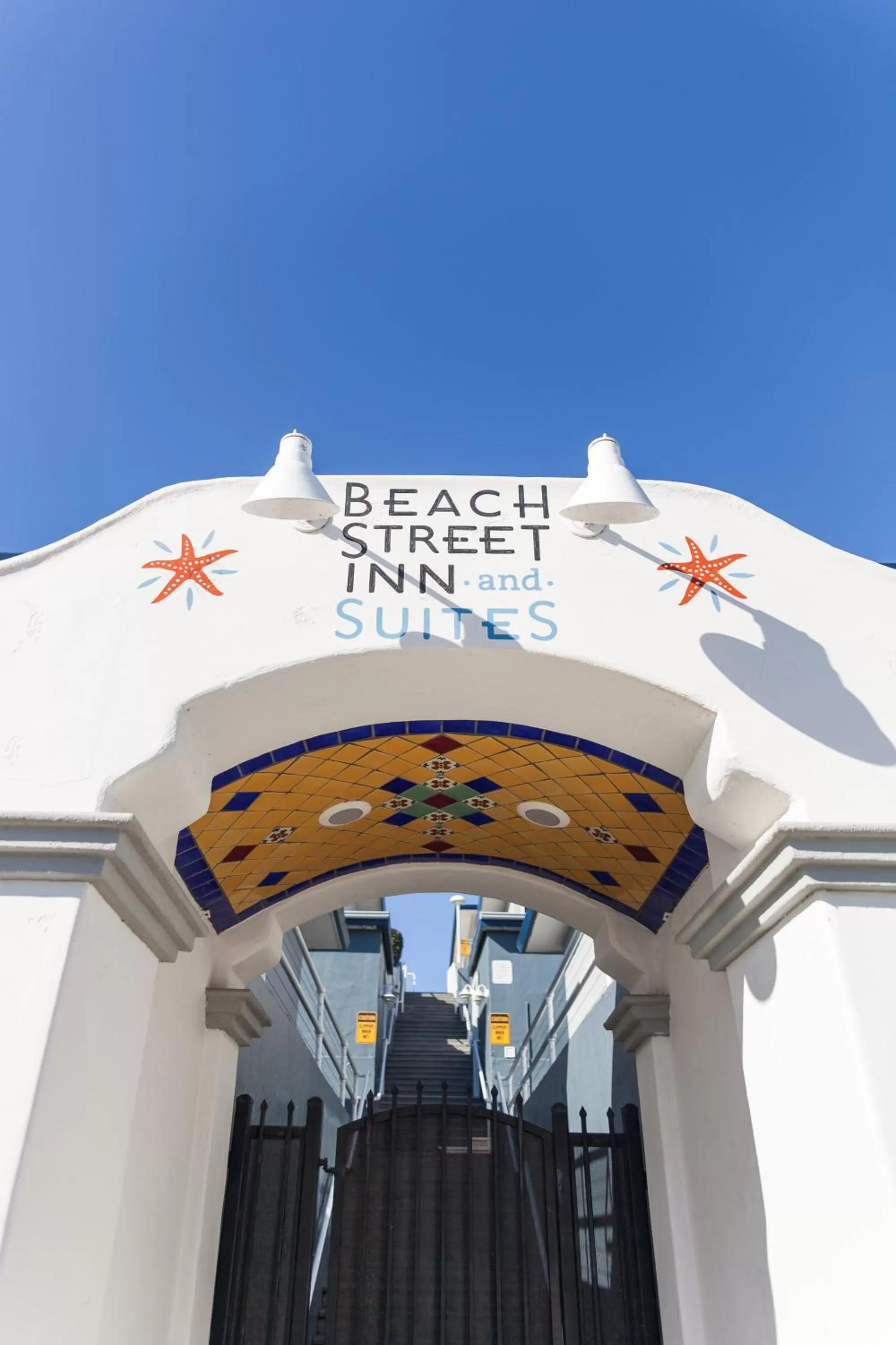 Facade/entrance in Beach Street Inn and Suites