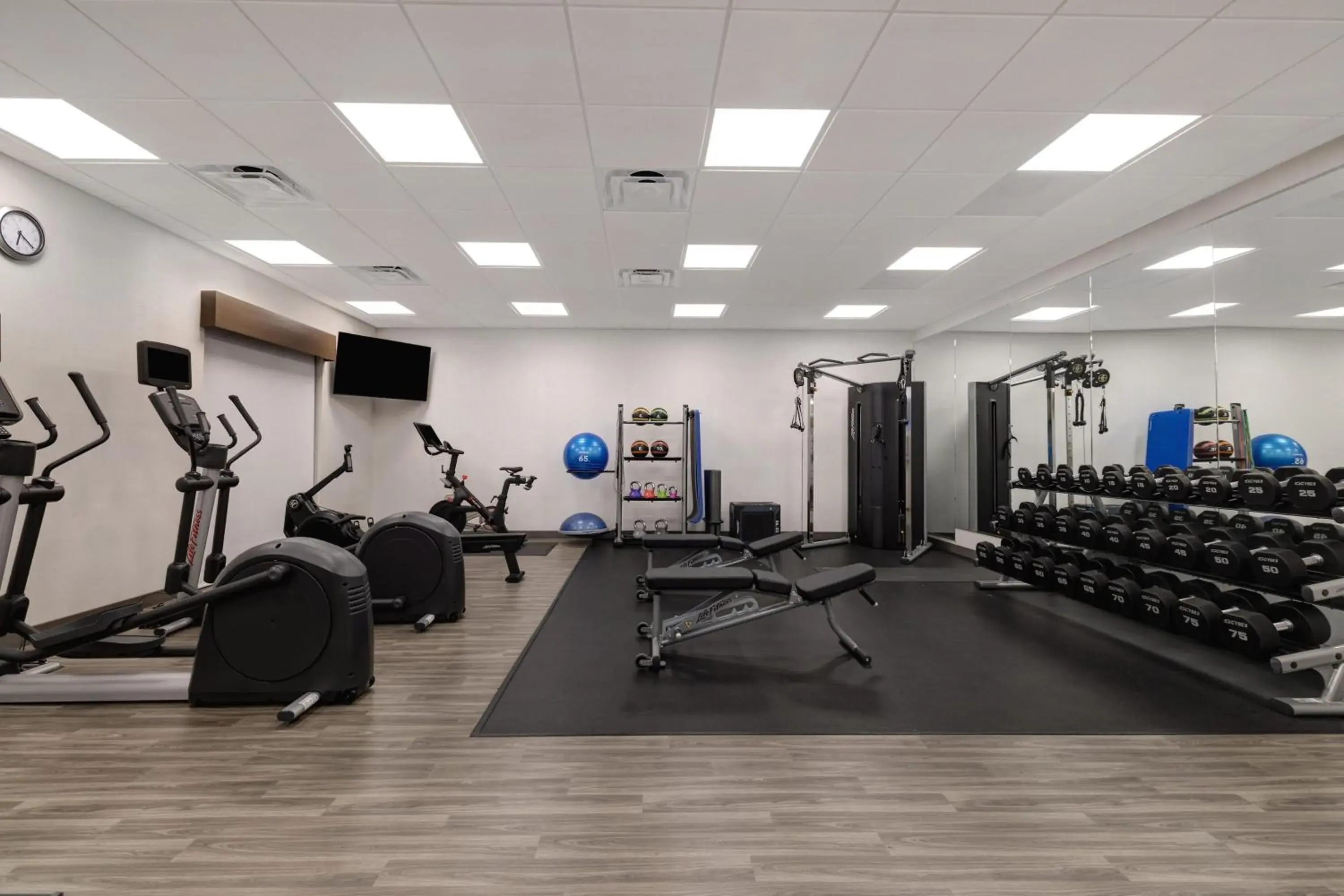 Fitness centre/facilities in Hampton Inn Chicago Orland Park Fitness centre/facilities in Hampton Inn Chicago Orland Park