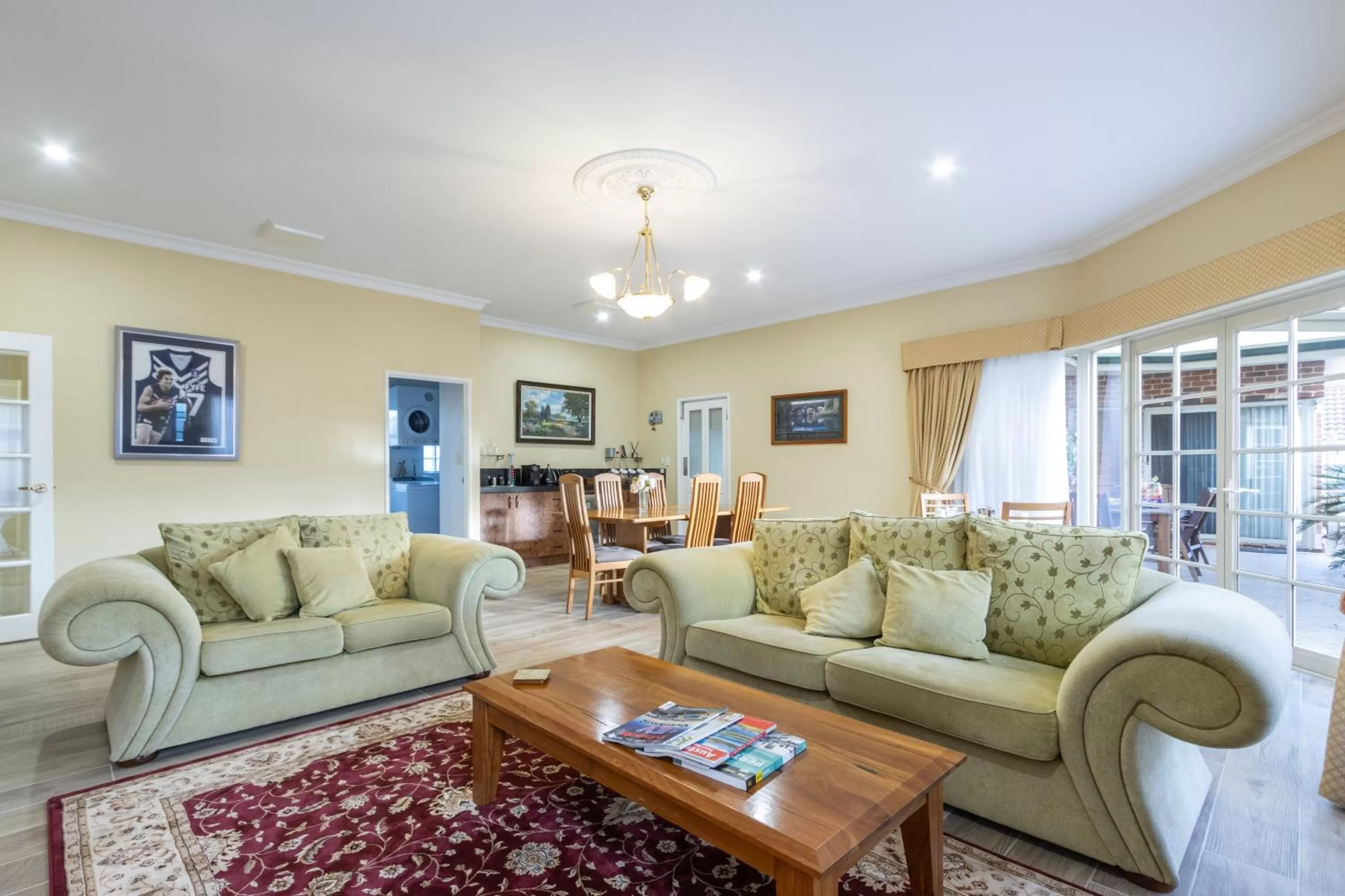 Breakfast in Durham Lodge Bed & Breakfast