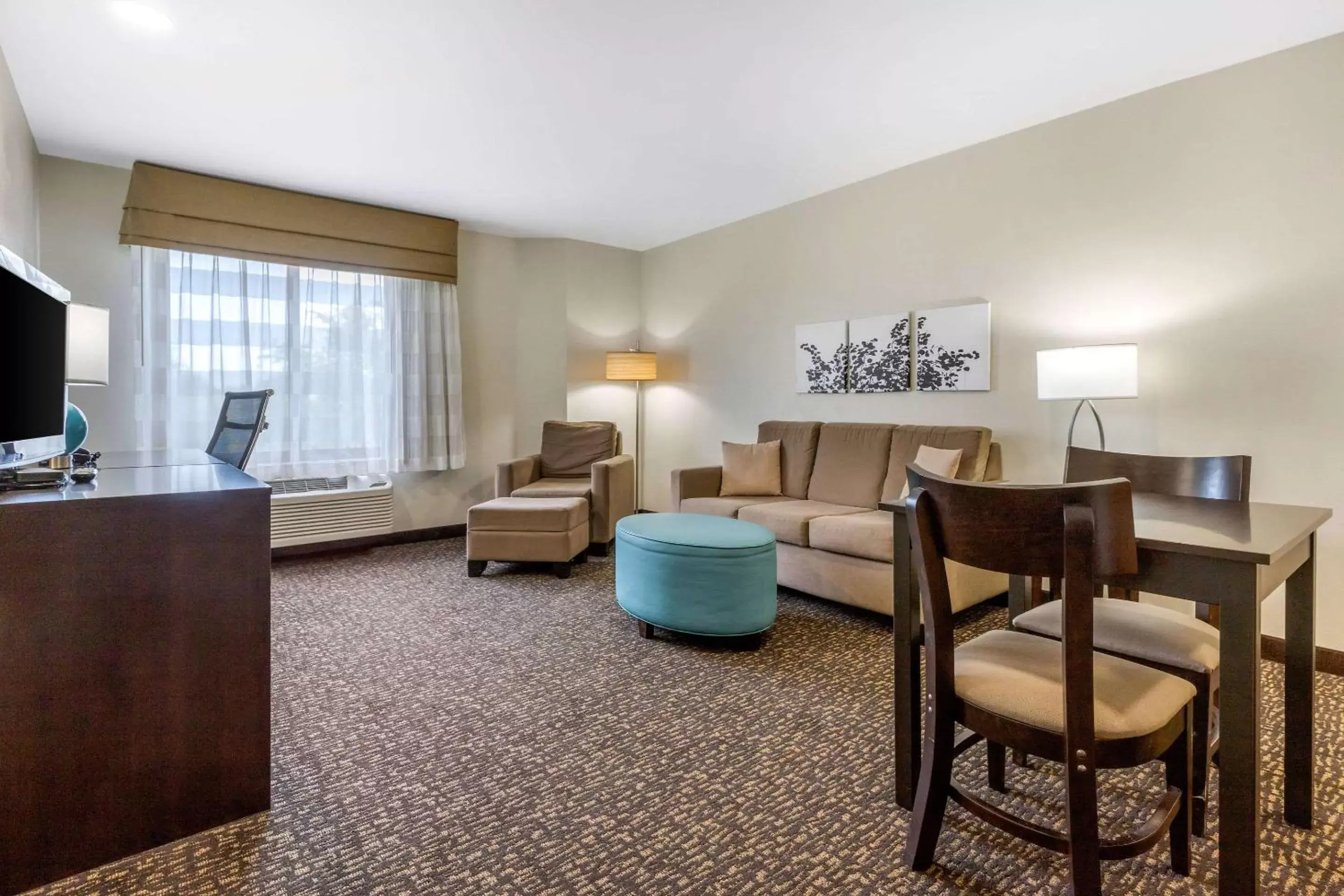 Bedroom, Seating Area in Sleep Inn & Suites Johnson City