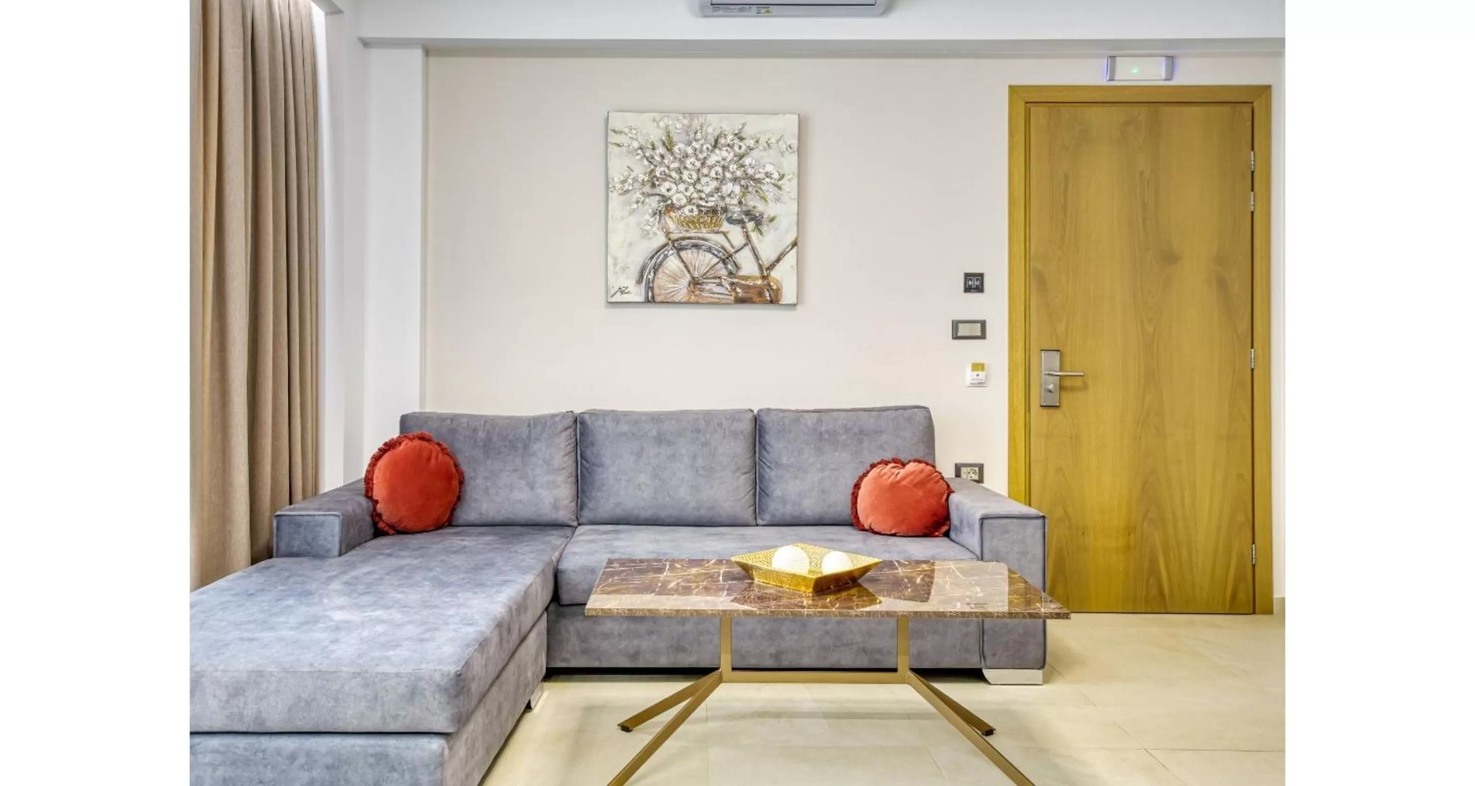 Seating area in Sapphire Horizon Suites