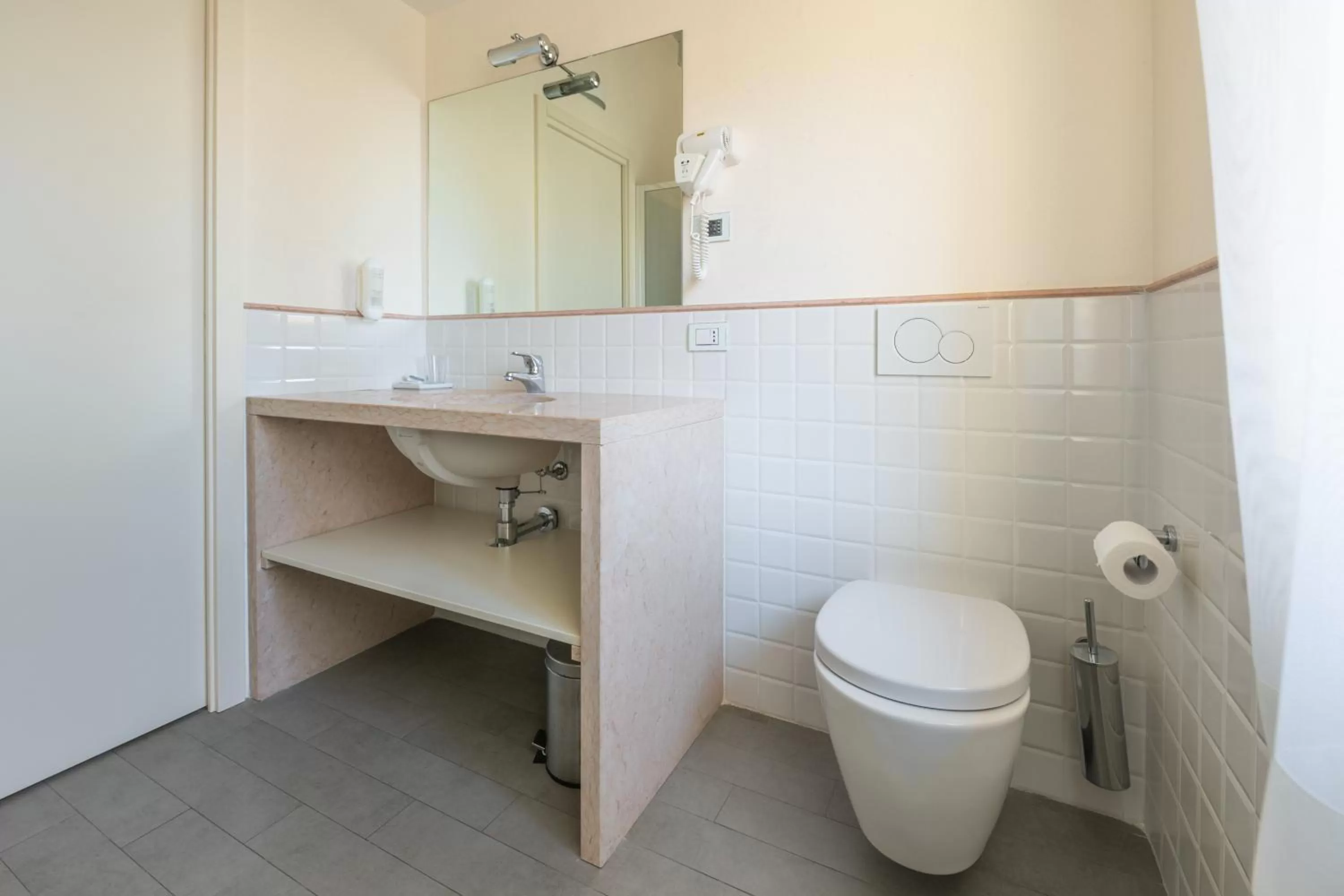 Bathroom in Hotel Villa Moron