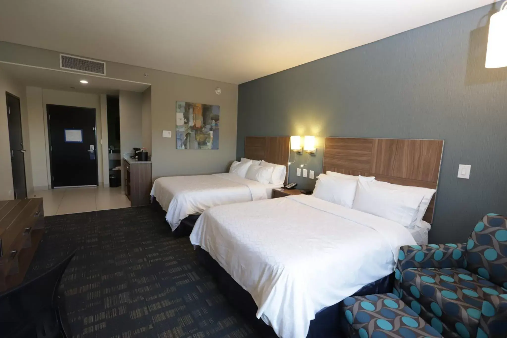 Photo of the whole room, Bed in Holiday Inn Express & Suites Mexicali, an IHG Hotel