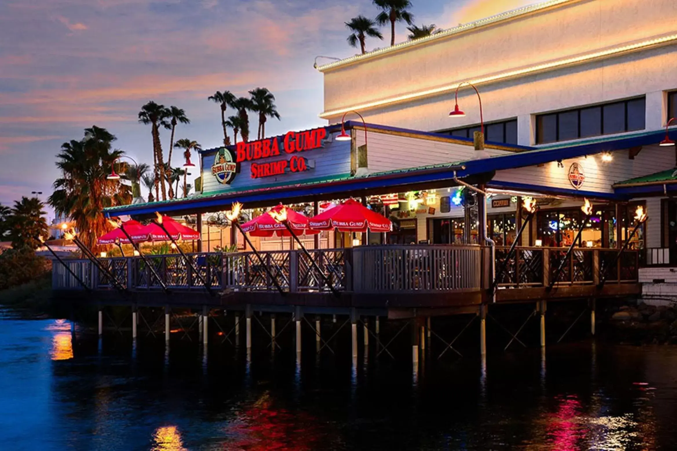 Restaurant/places to eat in Golden Nugget Laughlin