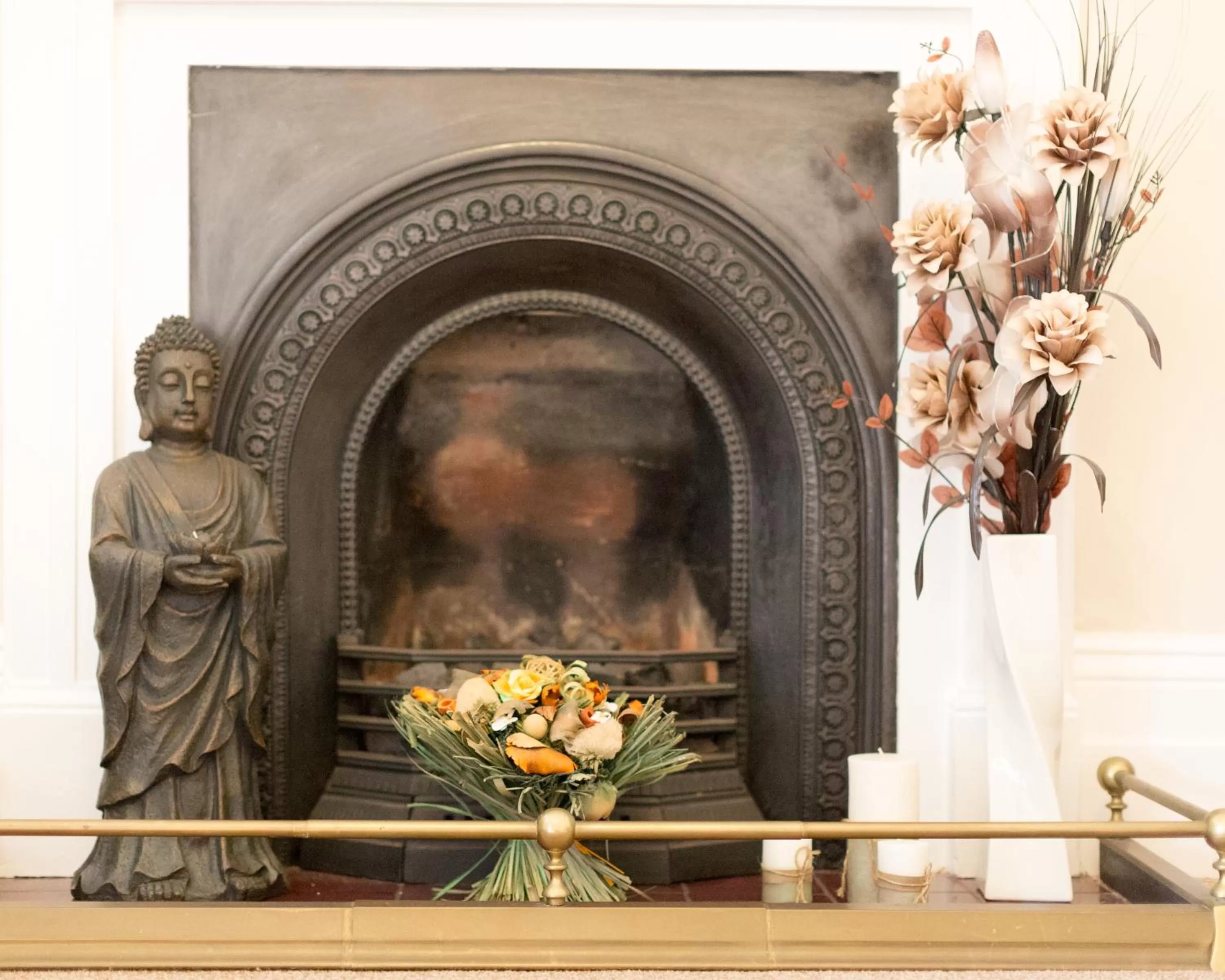 Communal lounge/ TV room in Grange Bank House