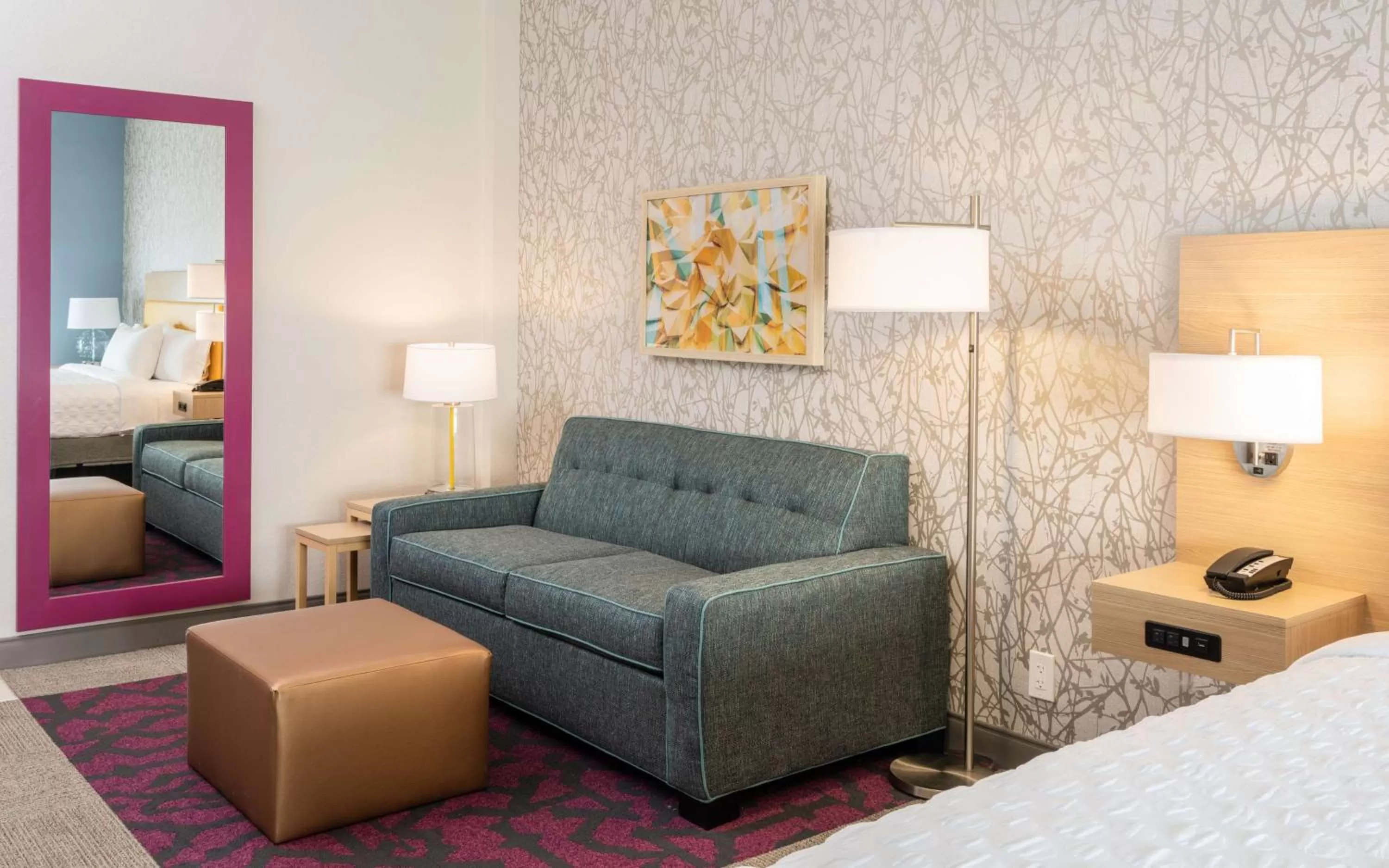 Living room, Bed in Home2 Suites By Hilton Ft. Lauderdale Downtown, Fl