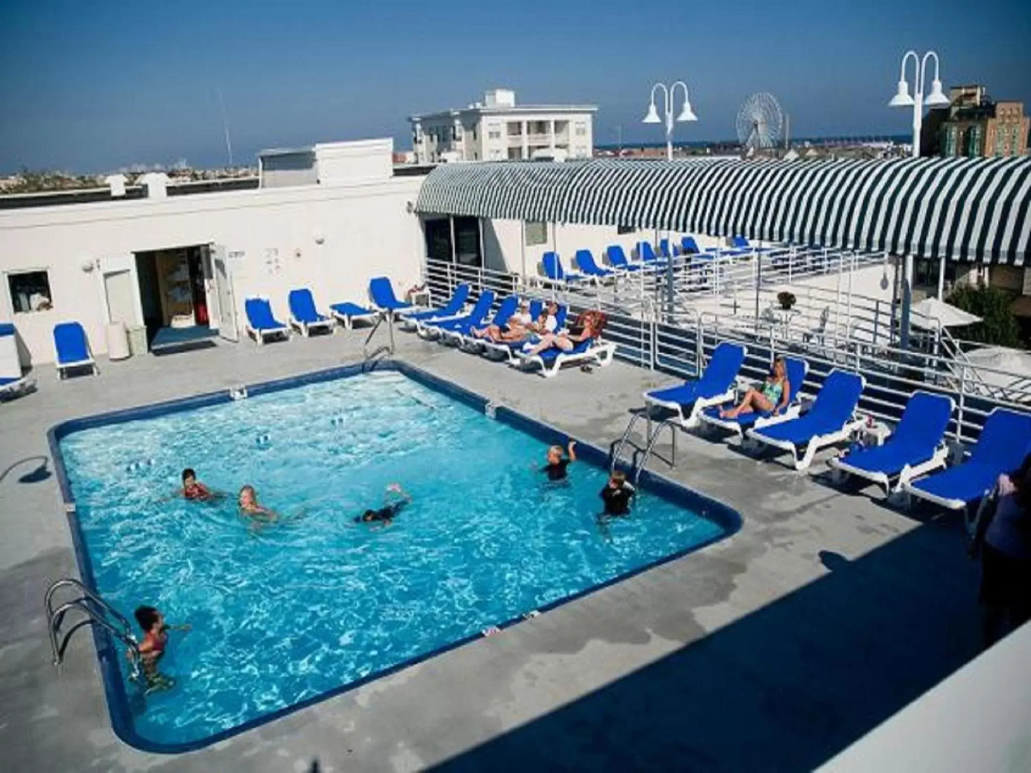 Swimming Pool in Biscayne Suites