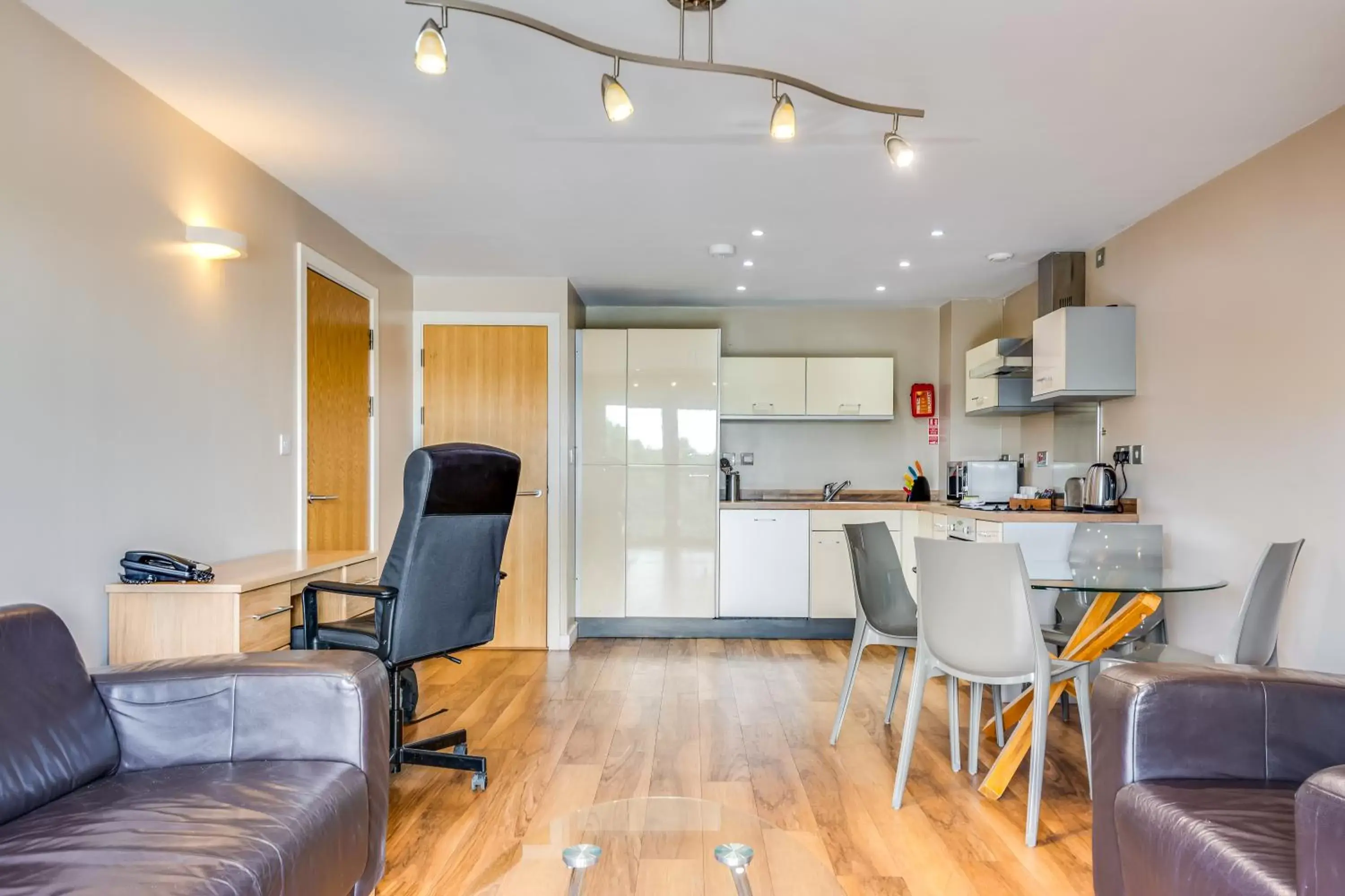 Living room in Roomzzz Leeds Headingley Living room in Roomzzz Leeds Headingley