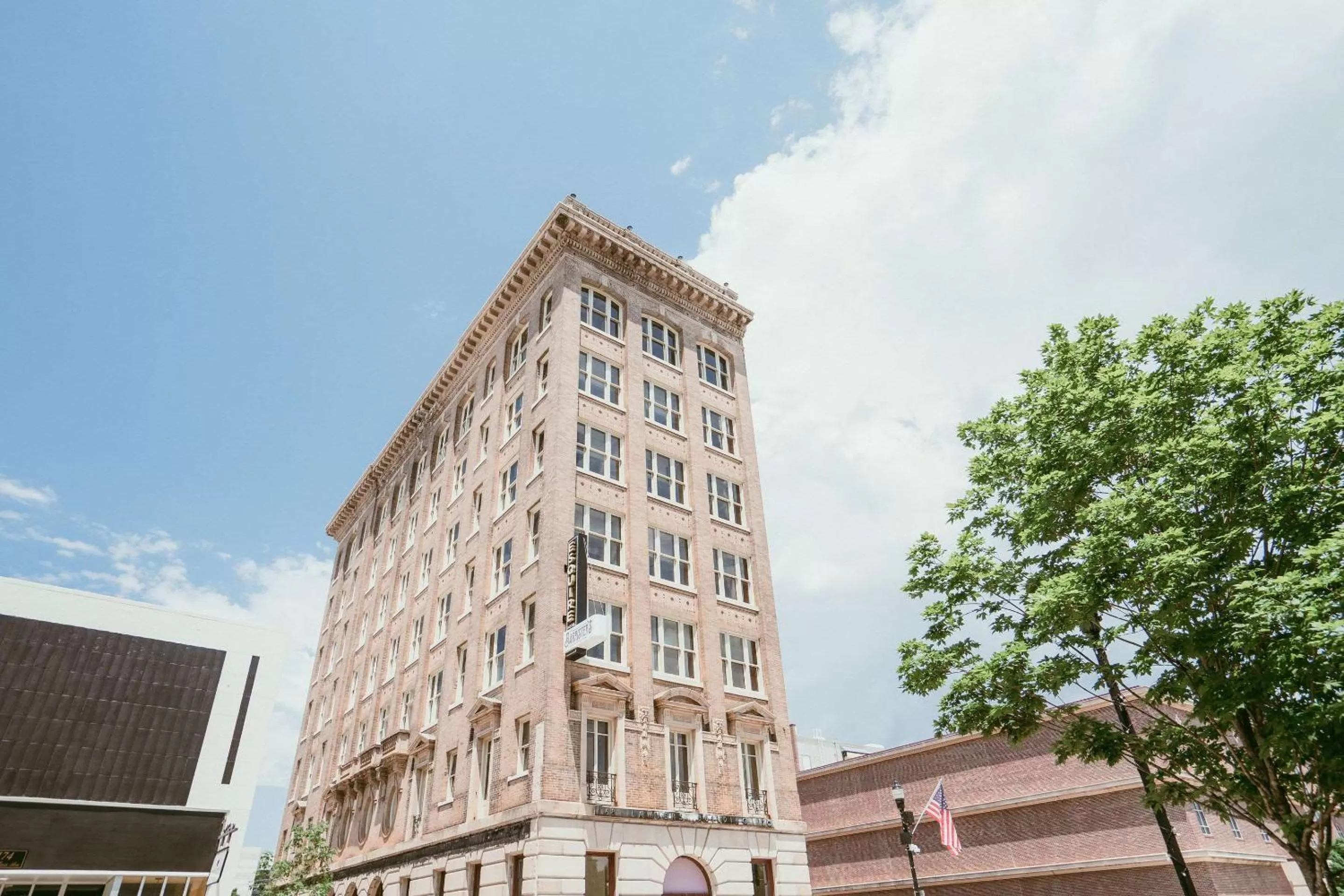 The Esquire Hotel Downtown Gastonia, an Ascend Collection Hotel