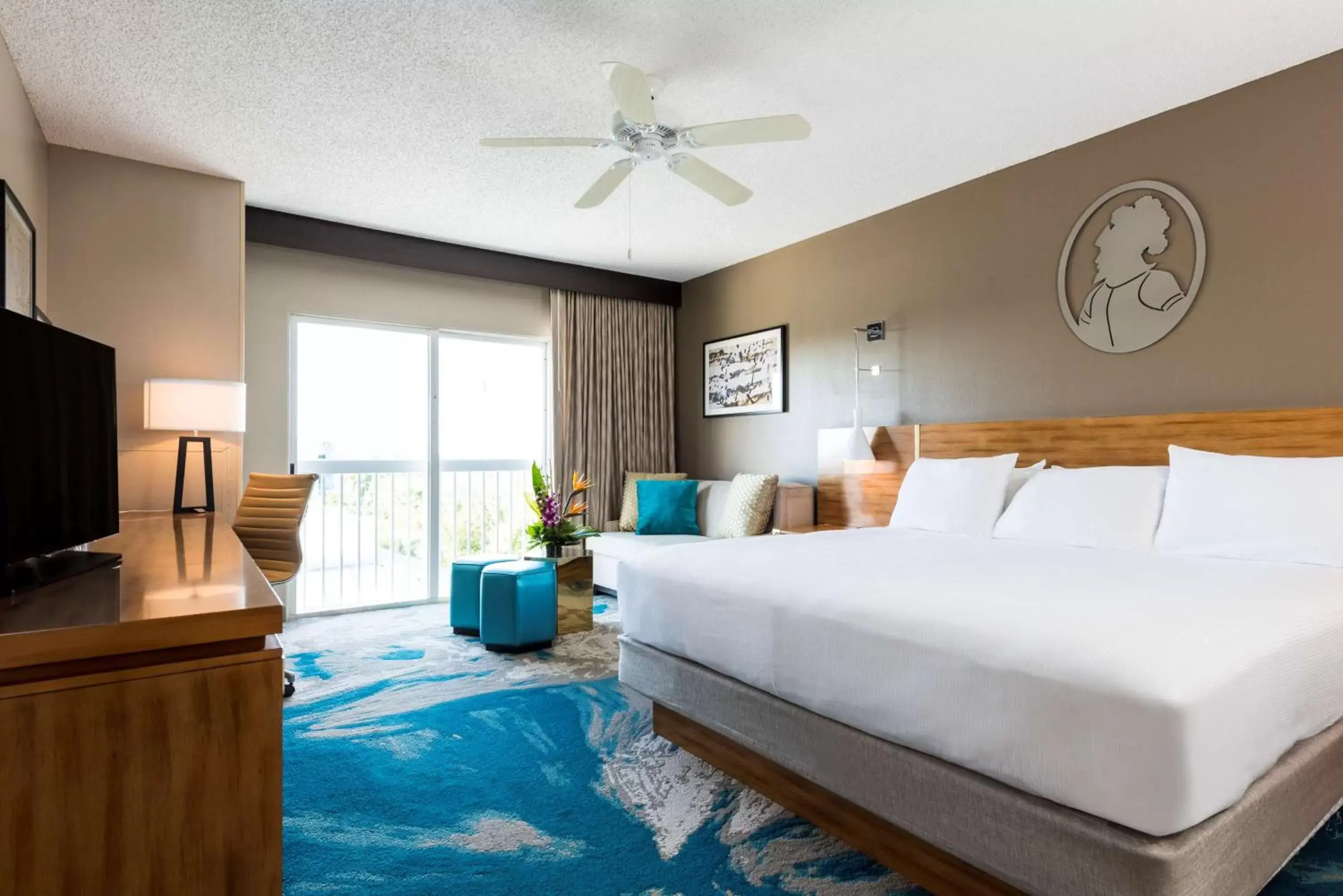 Bedroom in DoubleTree by Hilton Grand Key Resort
