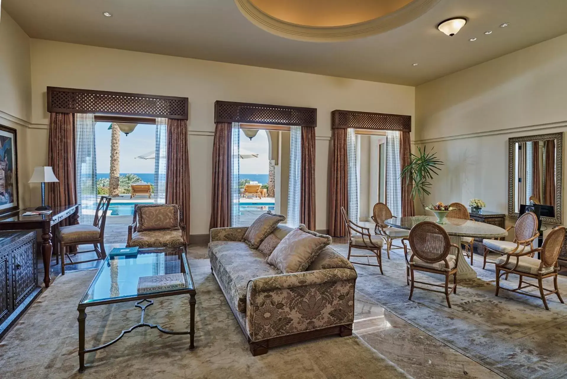 Living room, Seating Area in Four Seasons Resort Sharm El Sheikh