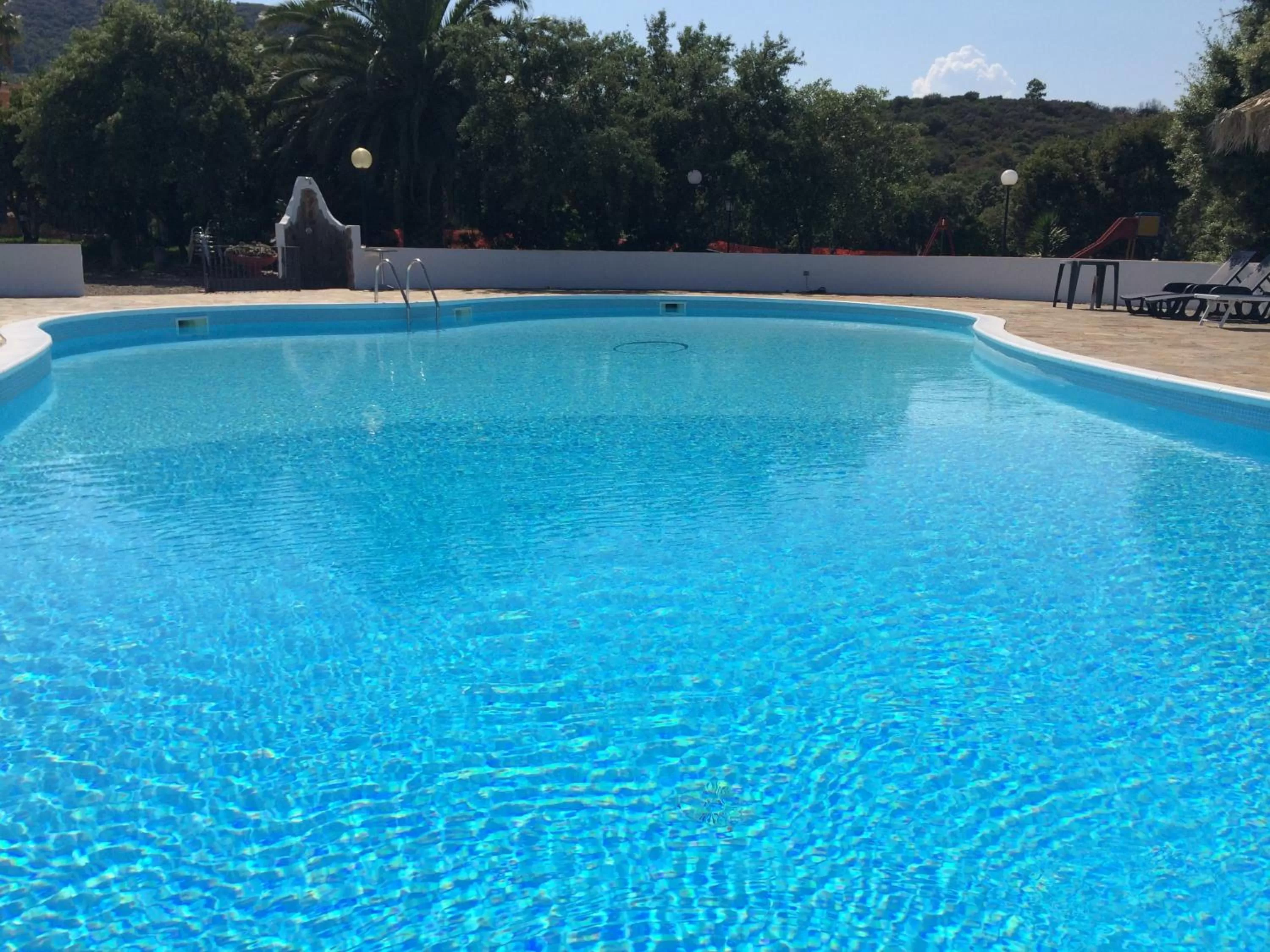 Swimming pool in Il Castello