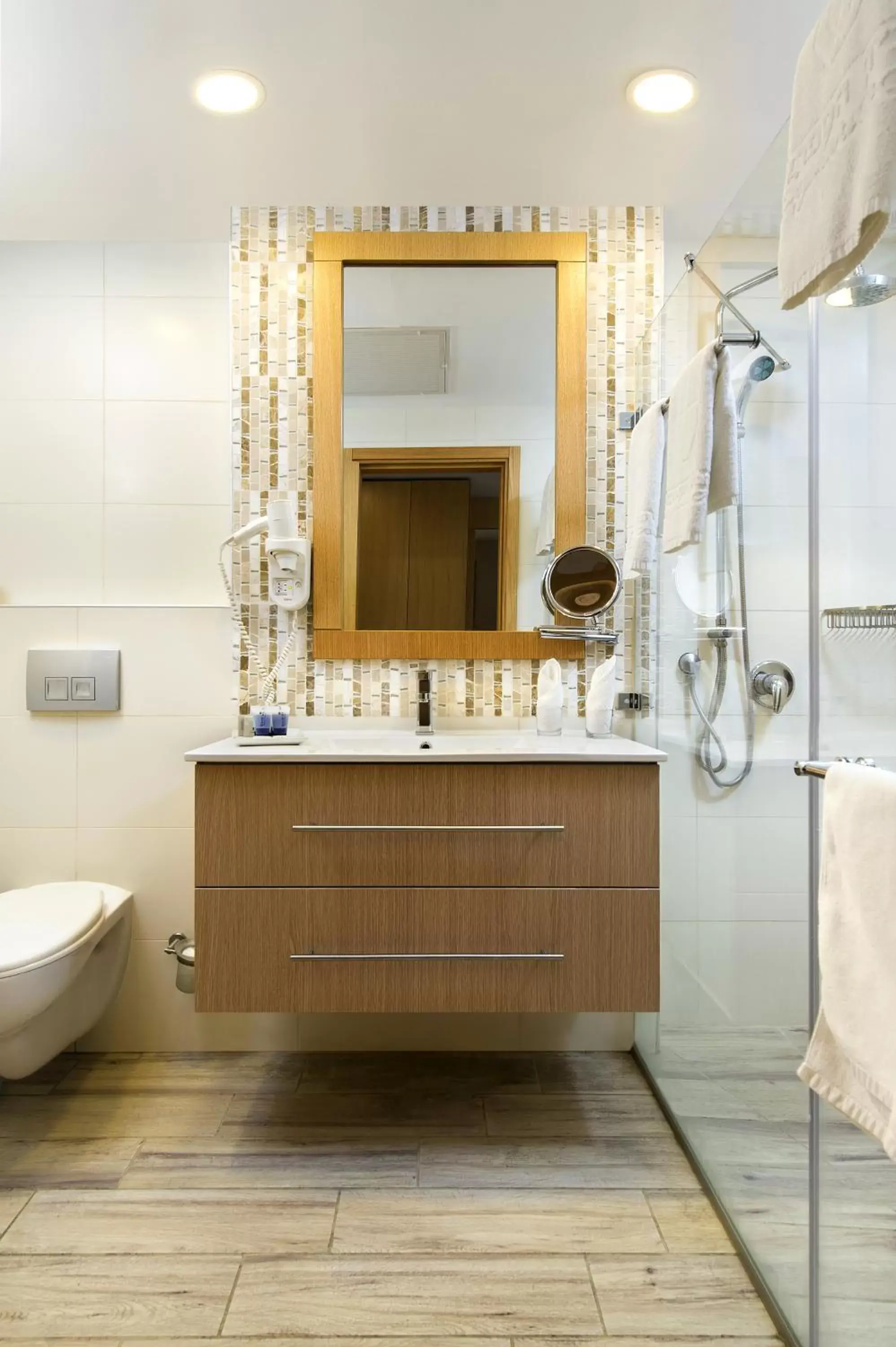 Shower, Bathroom in The Sephardic House Hotel in The Jewish Quarter