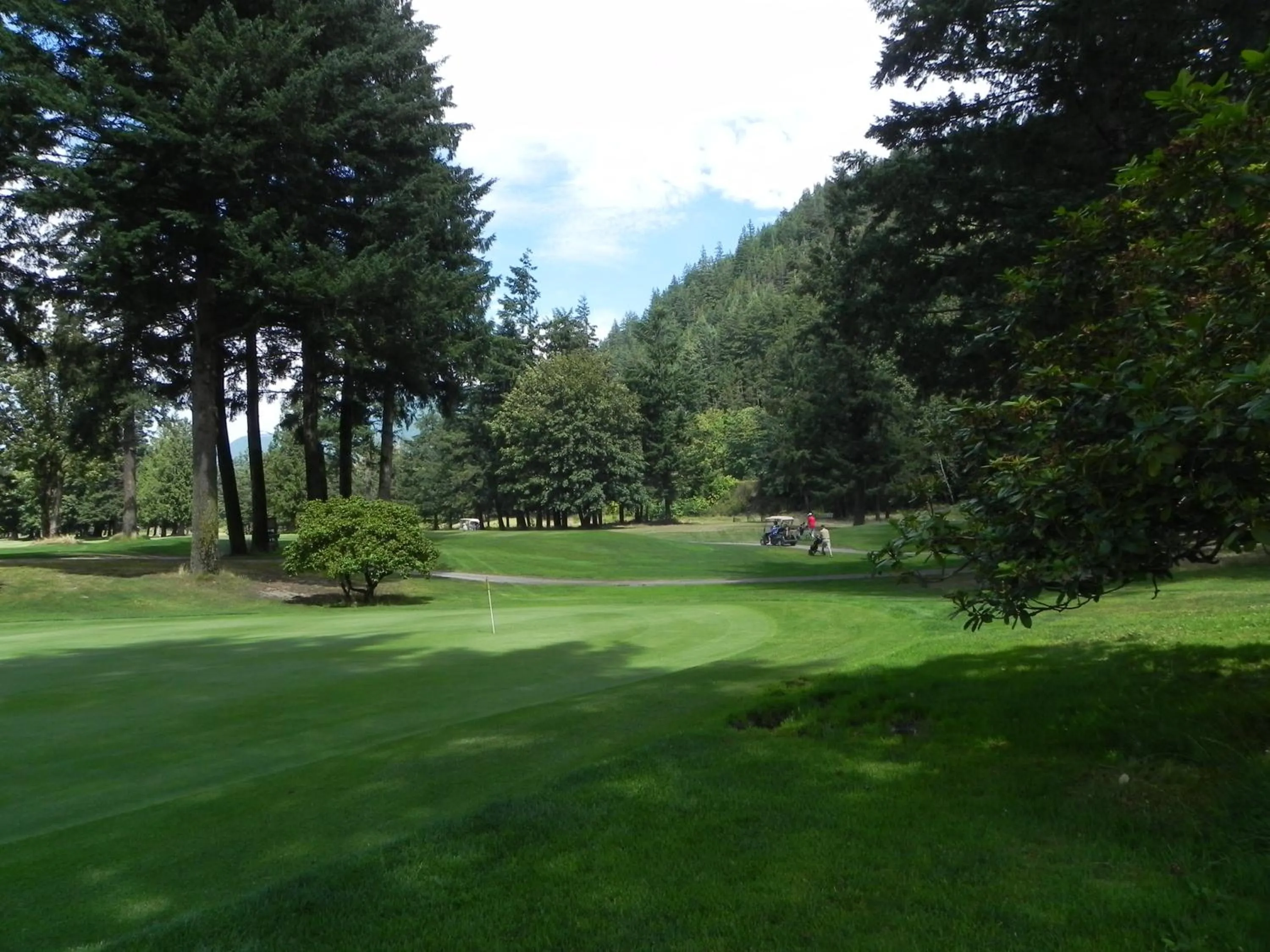 Golfcourse in Skagit Motel