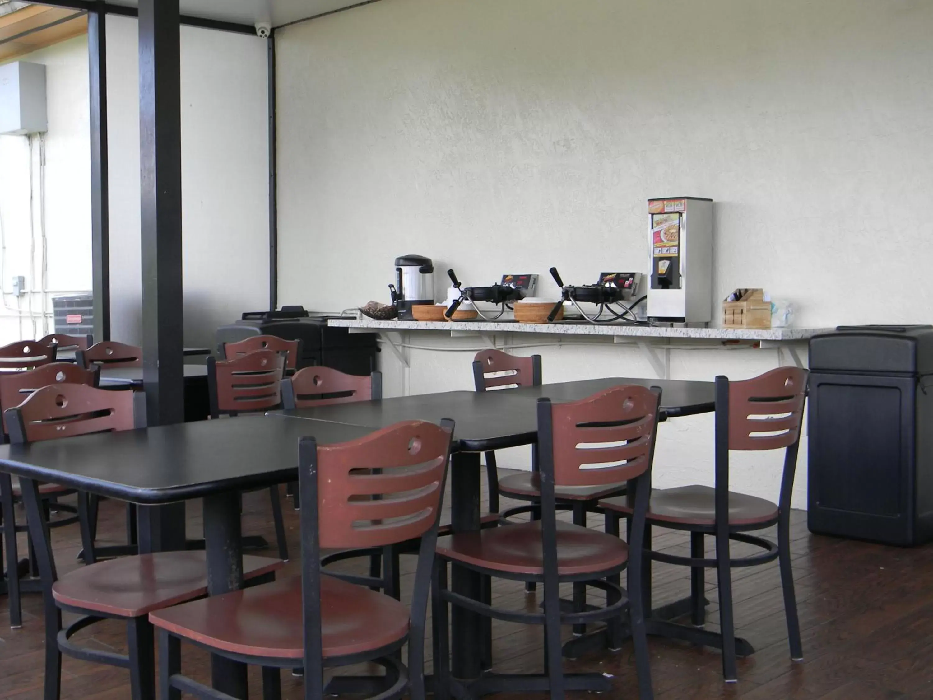 Patio, Restaurant/Places to Eat in Fairway Inn Florida City Homestead Everglades