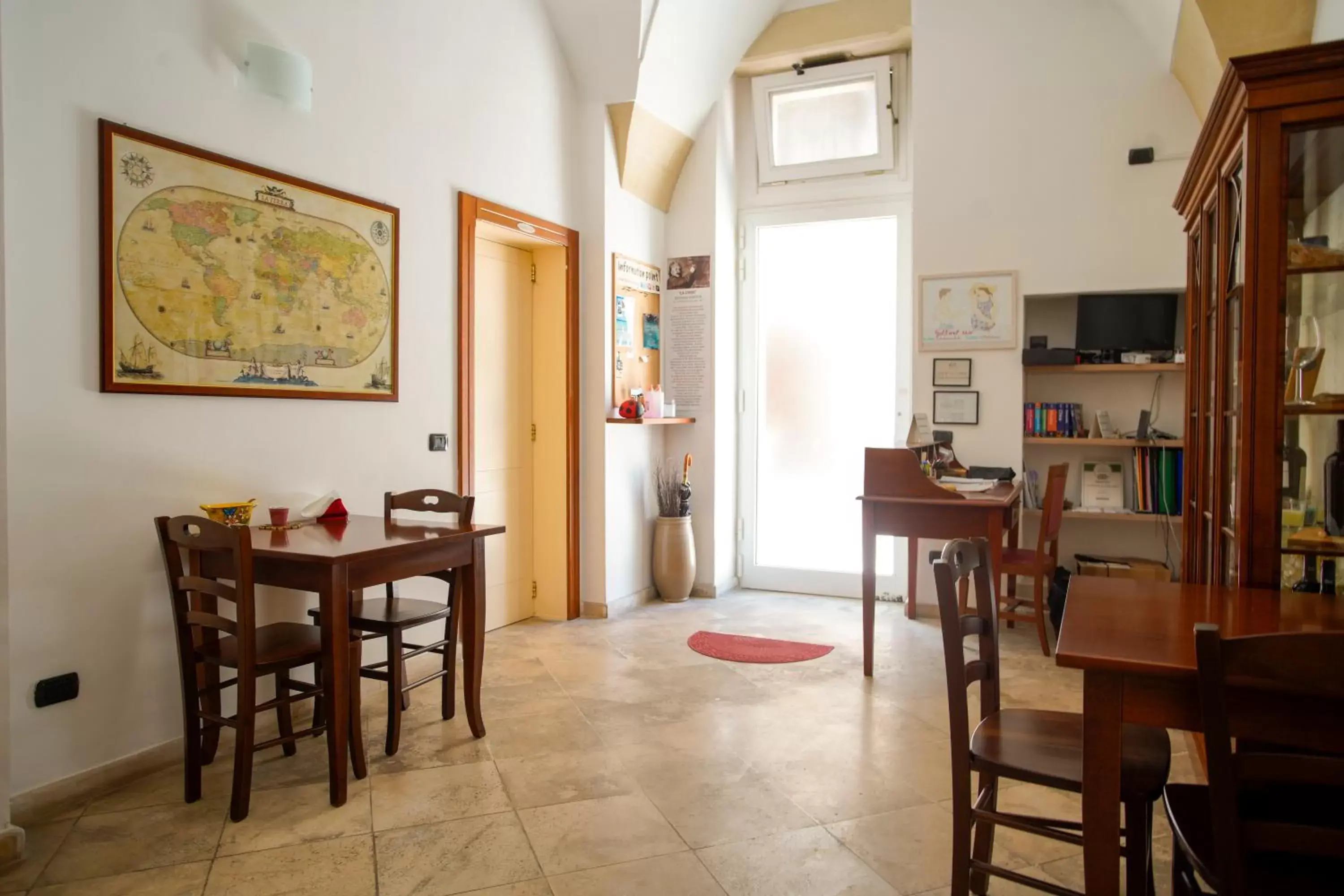 Lobby or reception, Dining Area in La Bella Lecce B&B