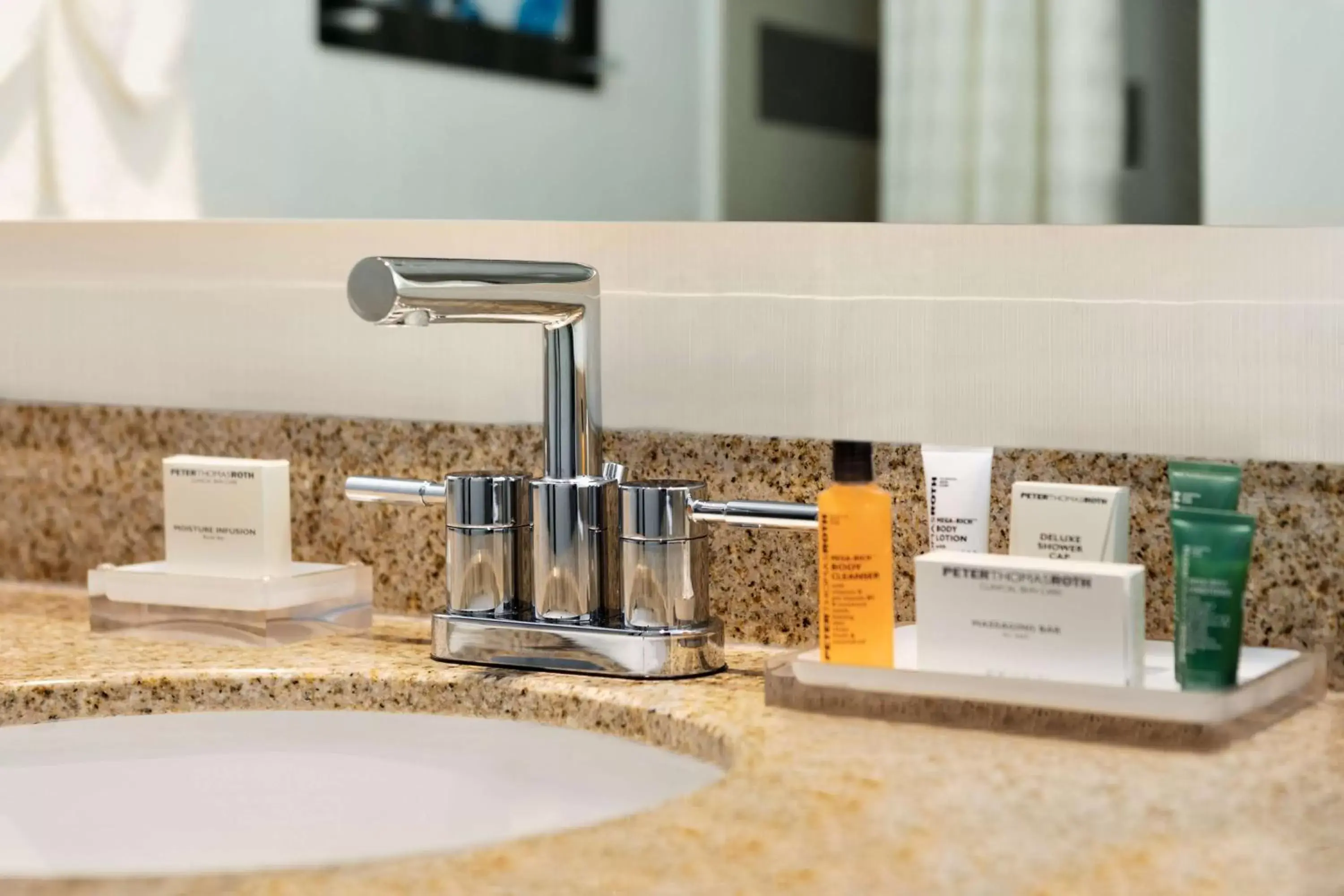 King Room - Hearing Accessible in Hilton Long Island/Huntington King Room - Hearing Accessible in Hilton Long Island/Huntington