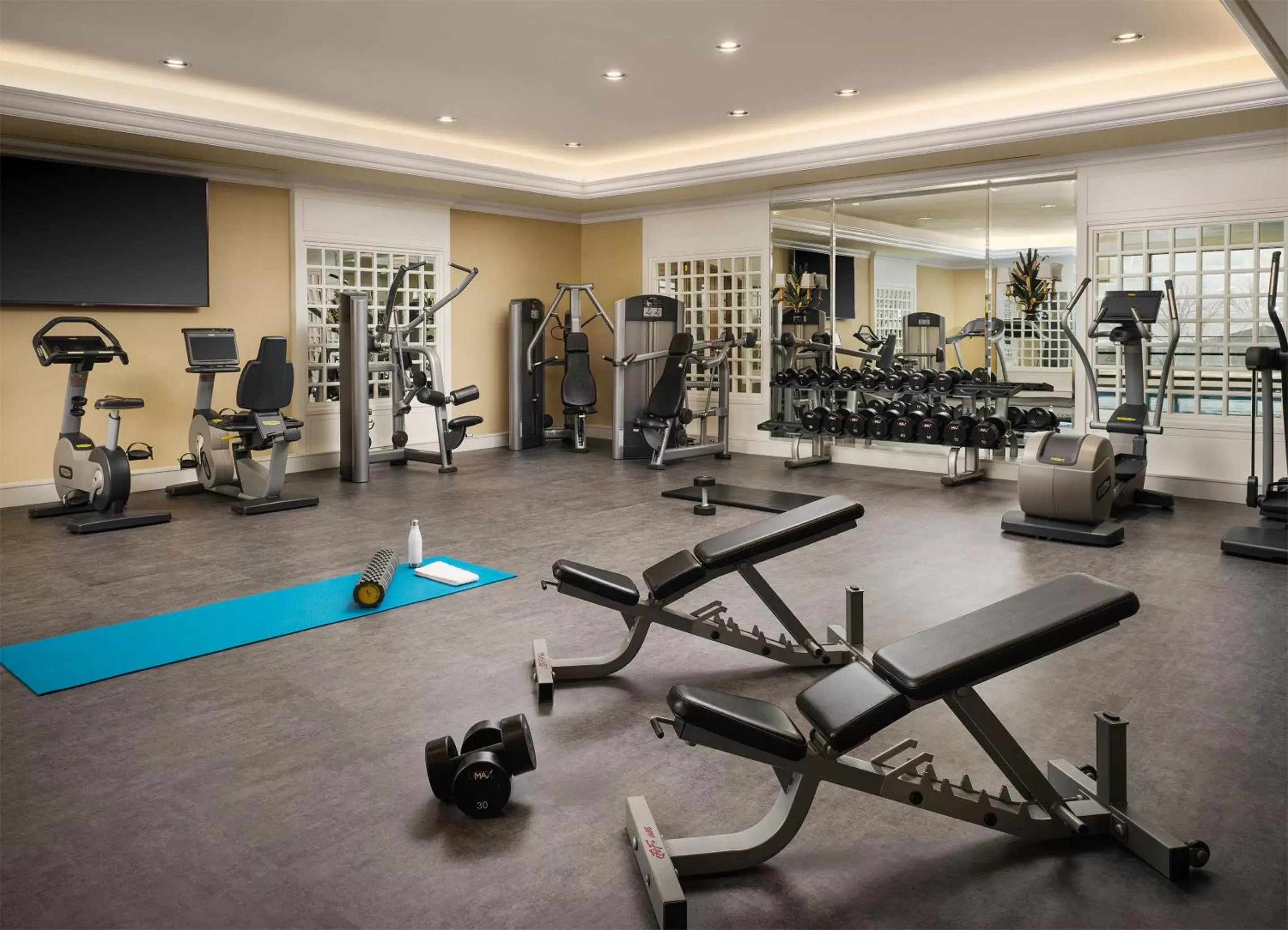 Fitness centre/facilities in Little America Hotel Salt Lake City
