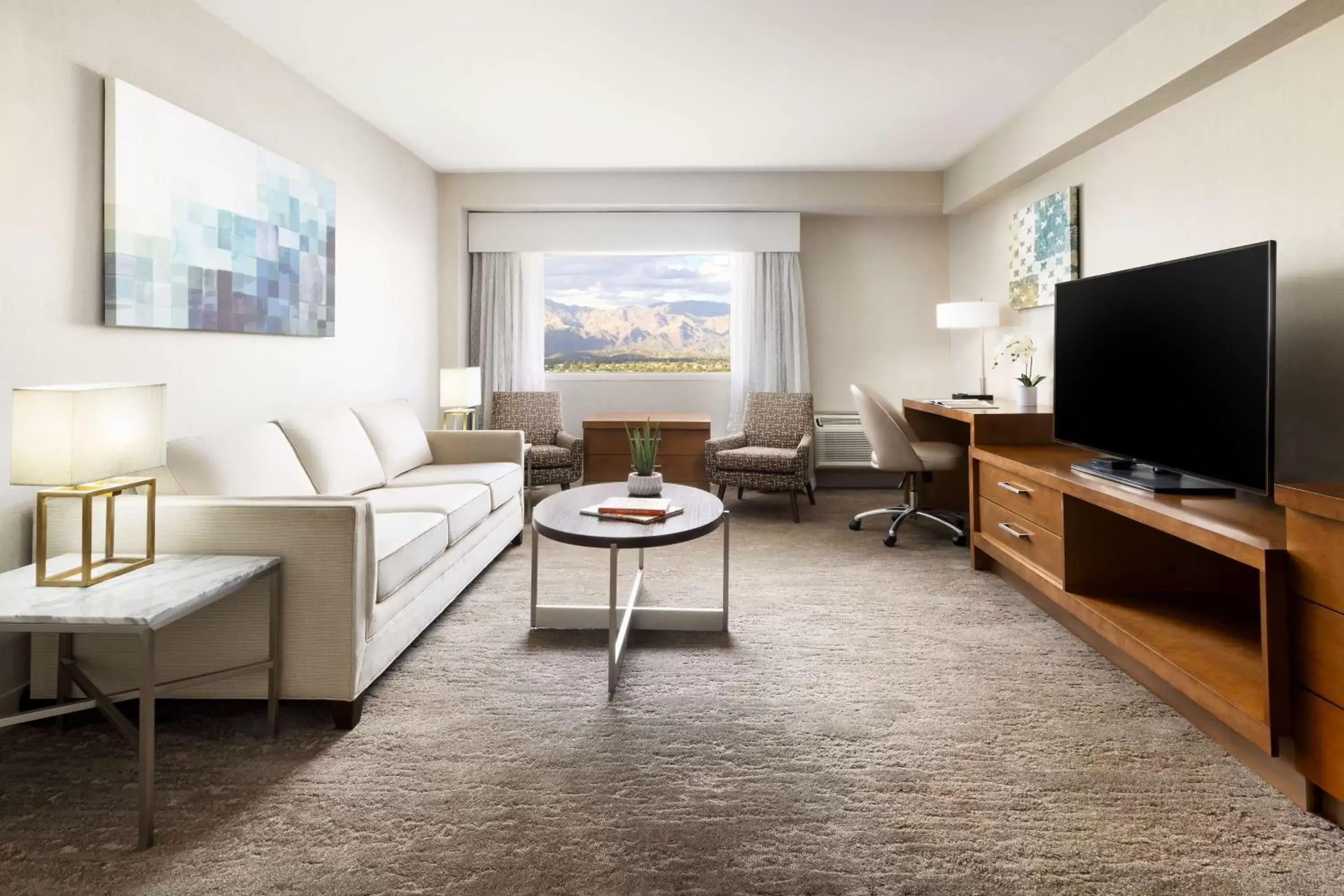 Bedroom, Seating Area in Hilton Tucson East