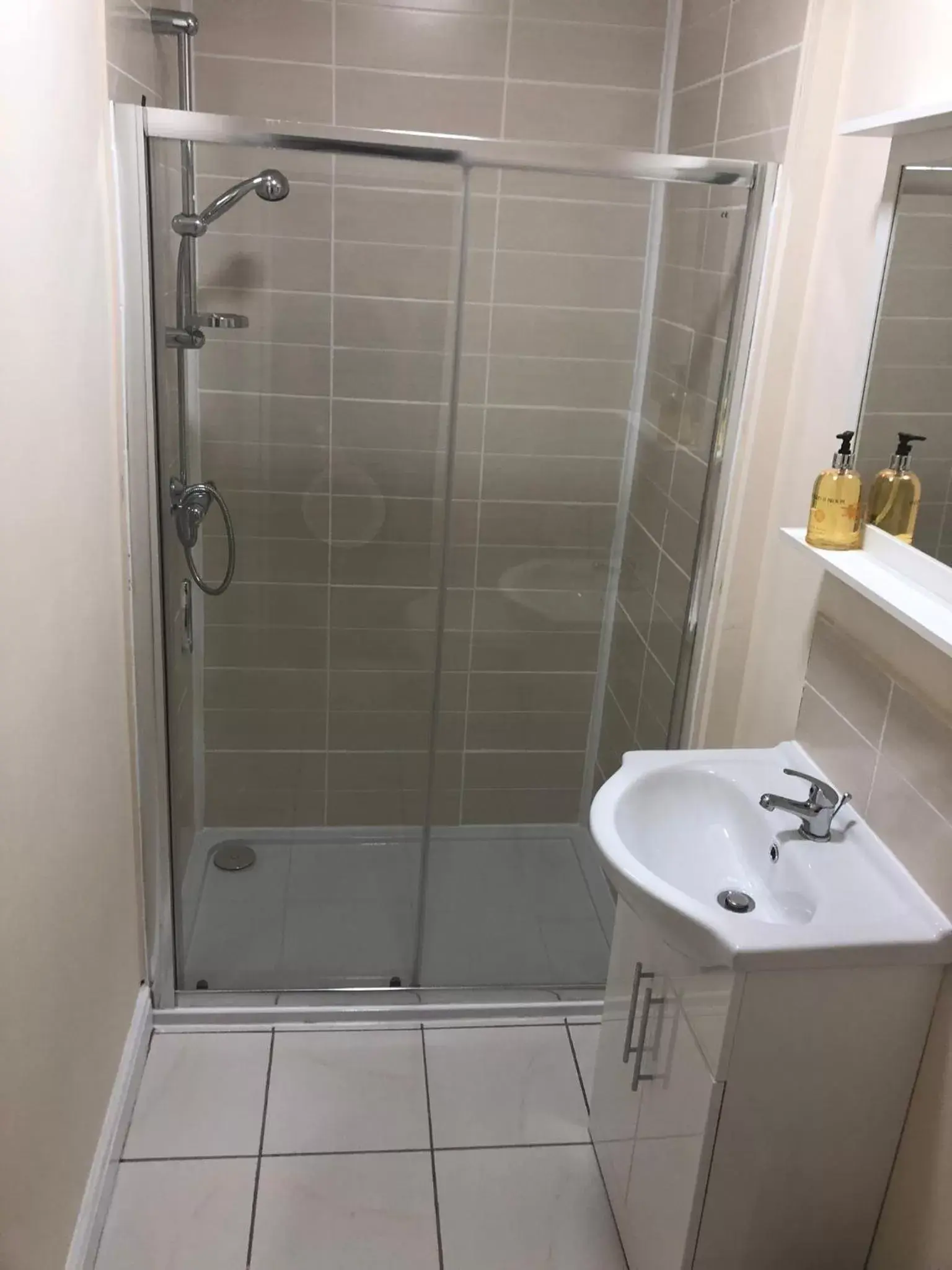 Bathroom in Smeaton serviced Accommodation