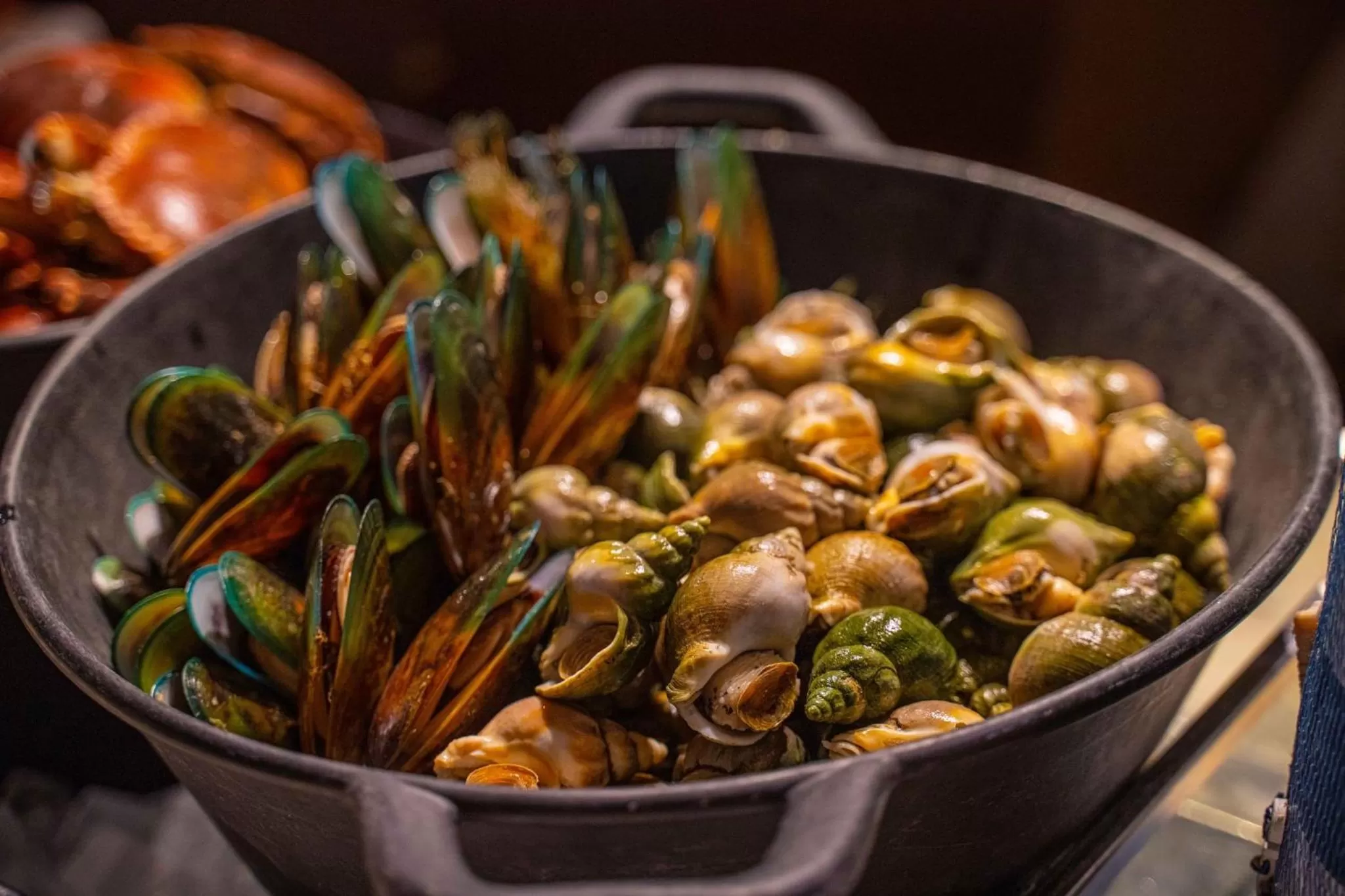 Restaurant/places to eat in Crowne Plaza Hong Kong Kowloon East by IHG