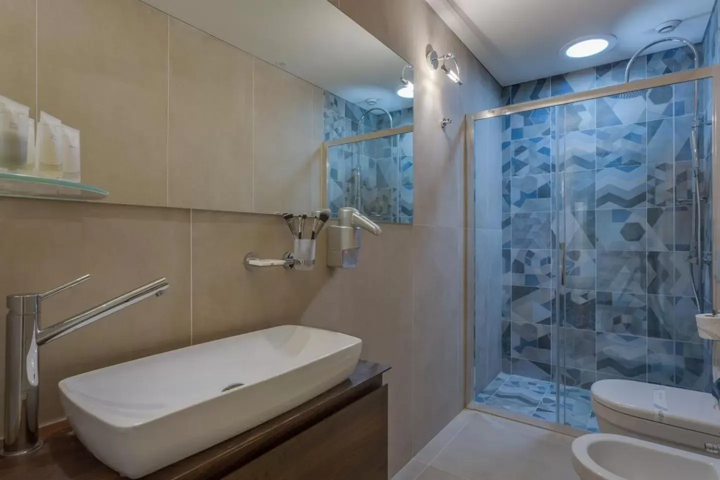 Shower, Bathroom in Battistero Residenza d'Epoca