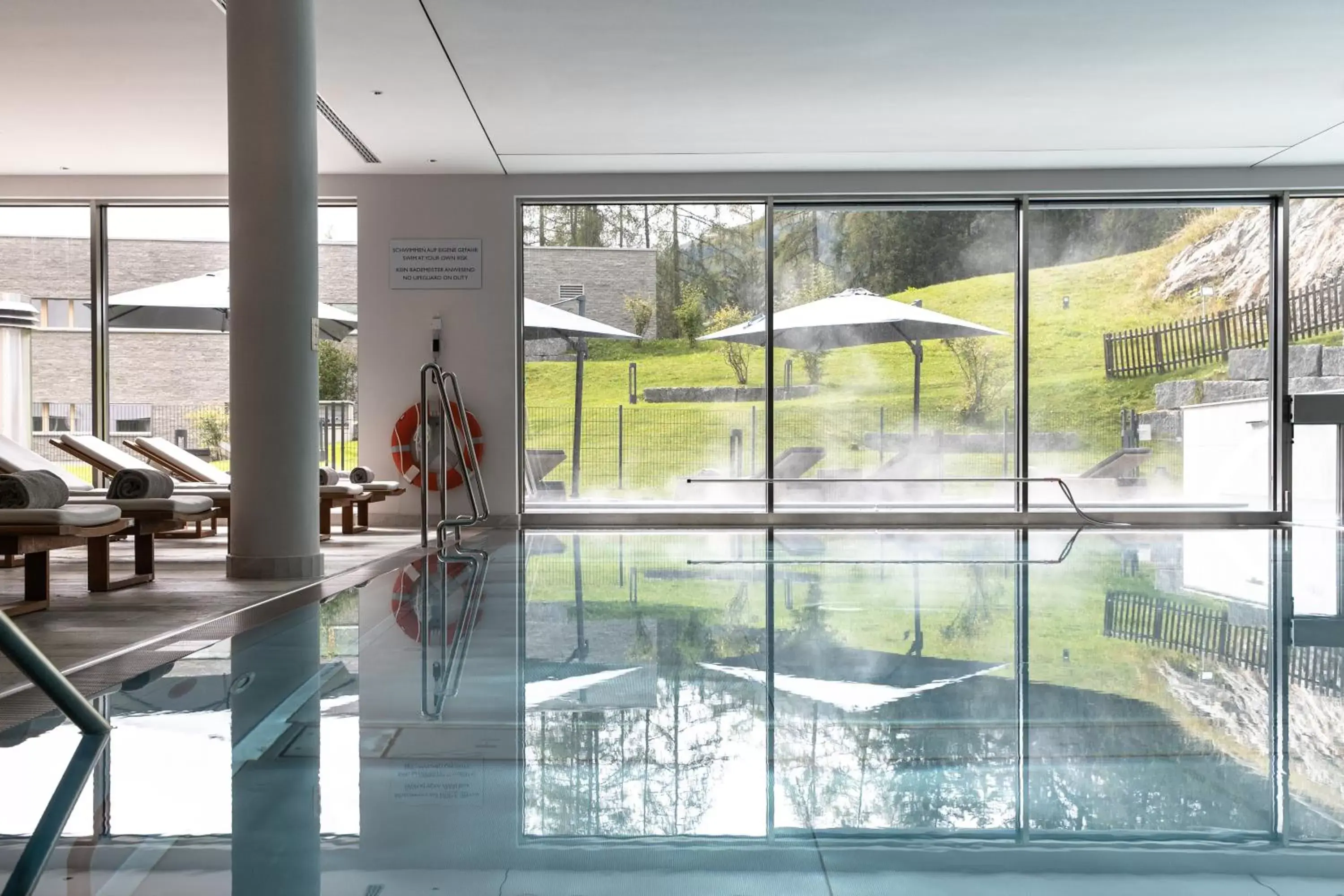 Swimming pool in AlpenGold Hotel Davos Swimming pool in AlpenGold Hotel Davos