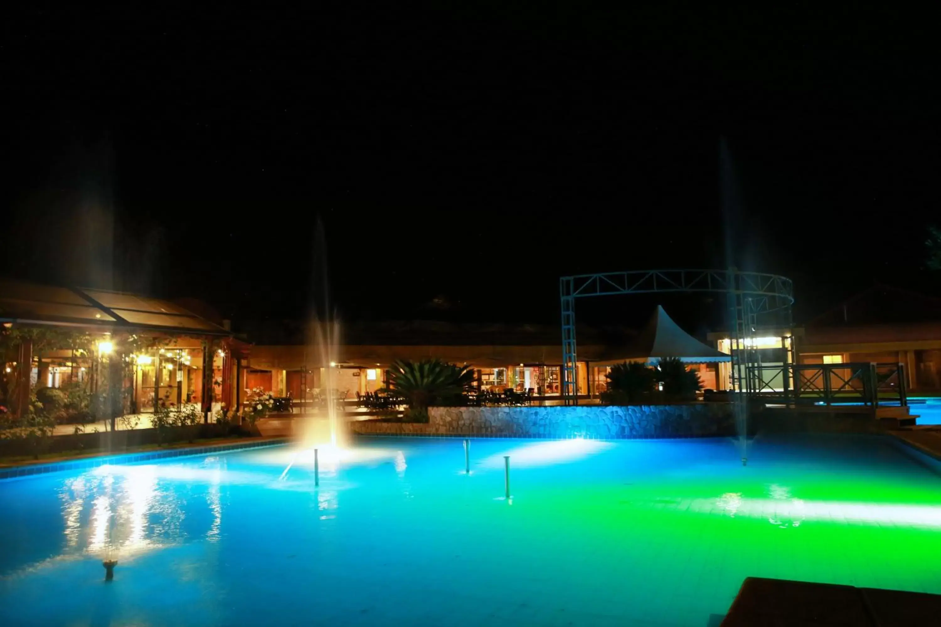 Swimming Pool in Hotel Los Parrales