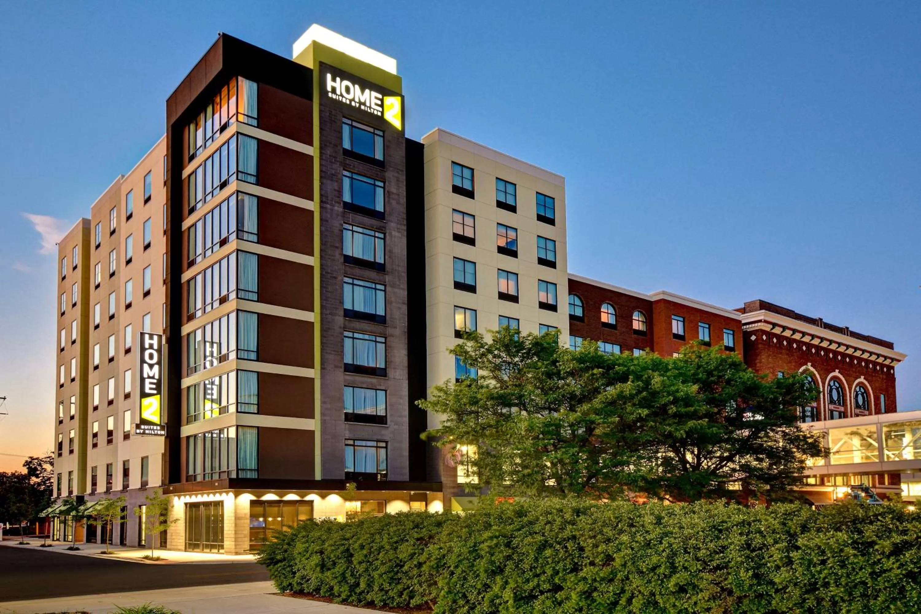Property building in Home2 Suites By Hilton Kalamazoo Downtown, Mi