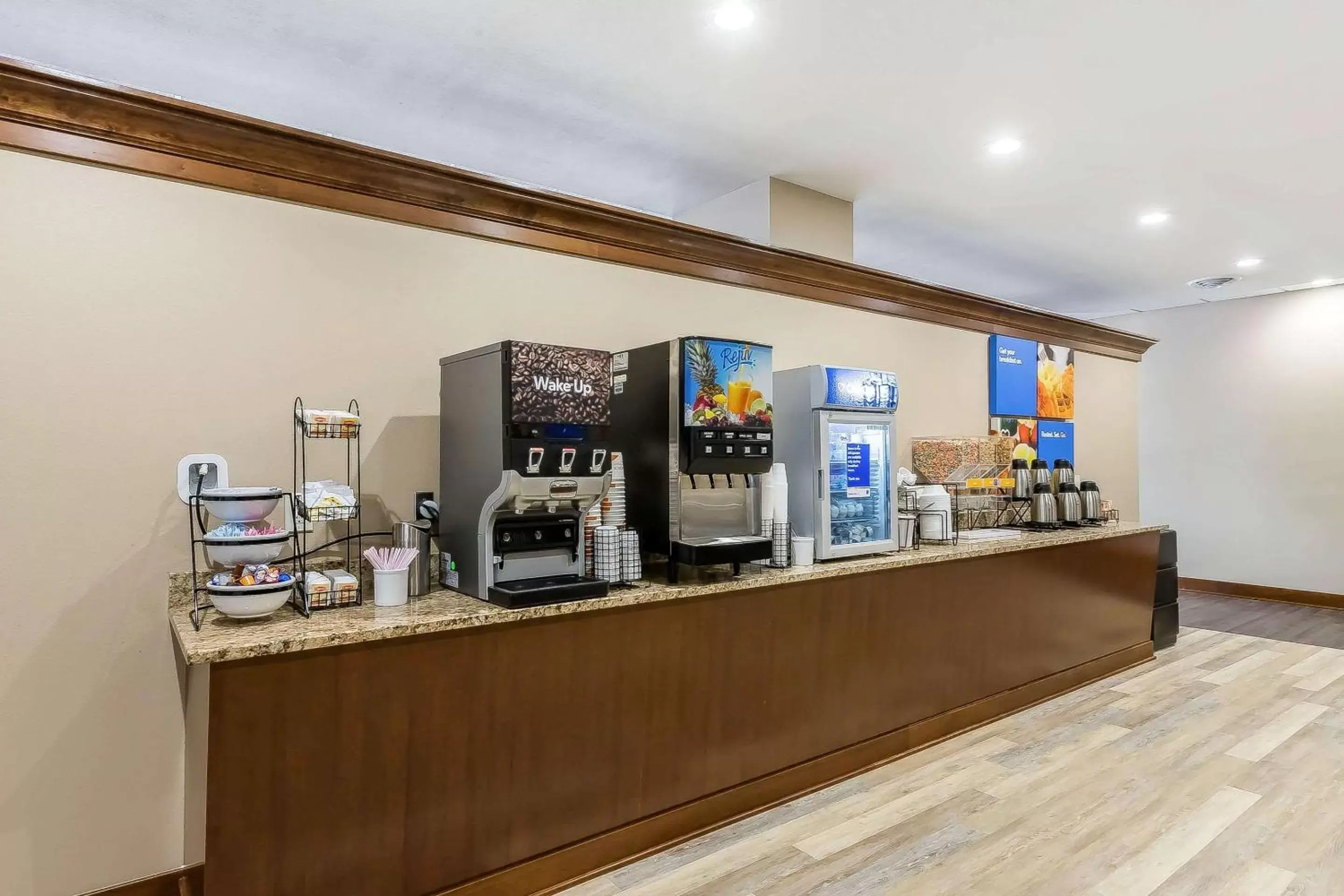 Restaurant/places to eat in Comfort Inn & Suites Event Center