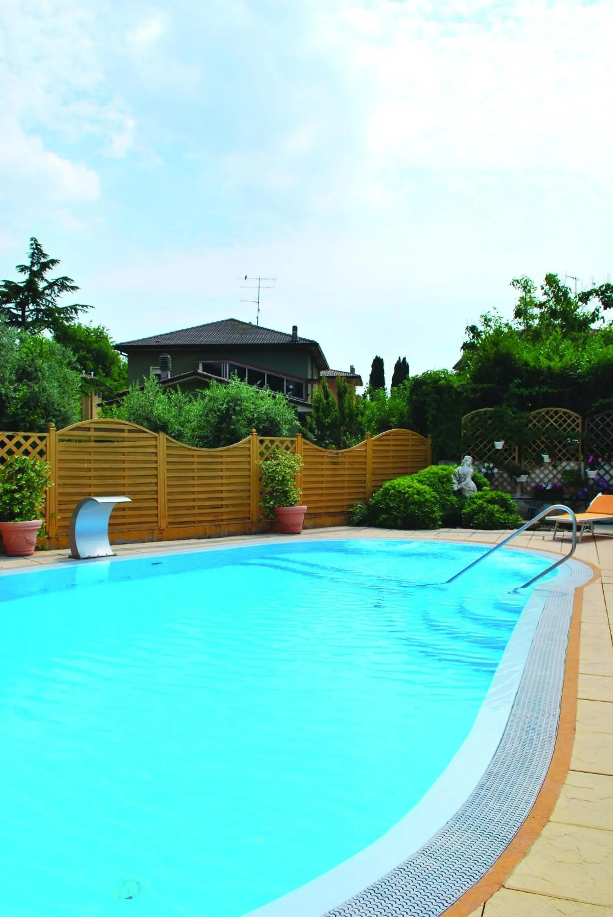 Swimming Pool in Hotel Alsazia