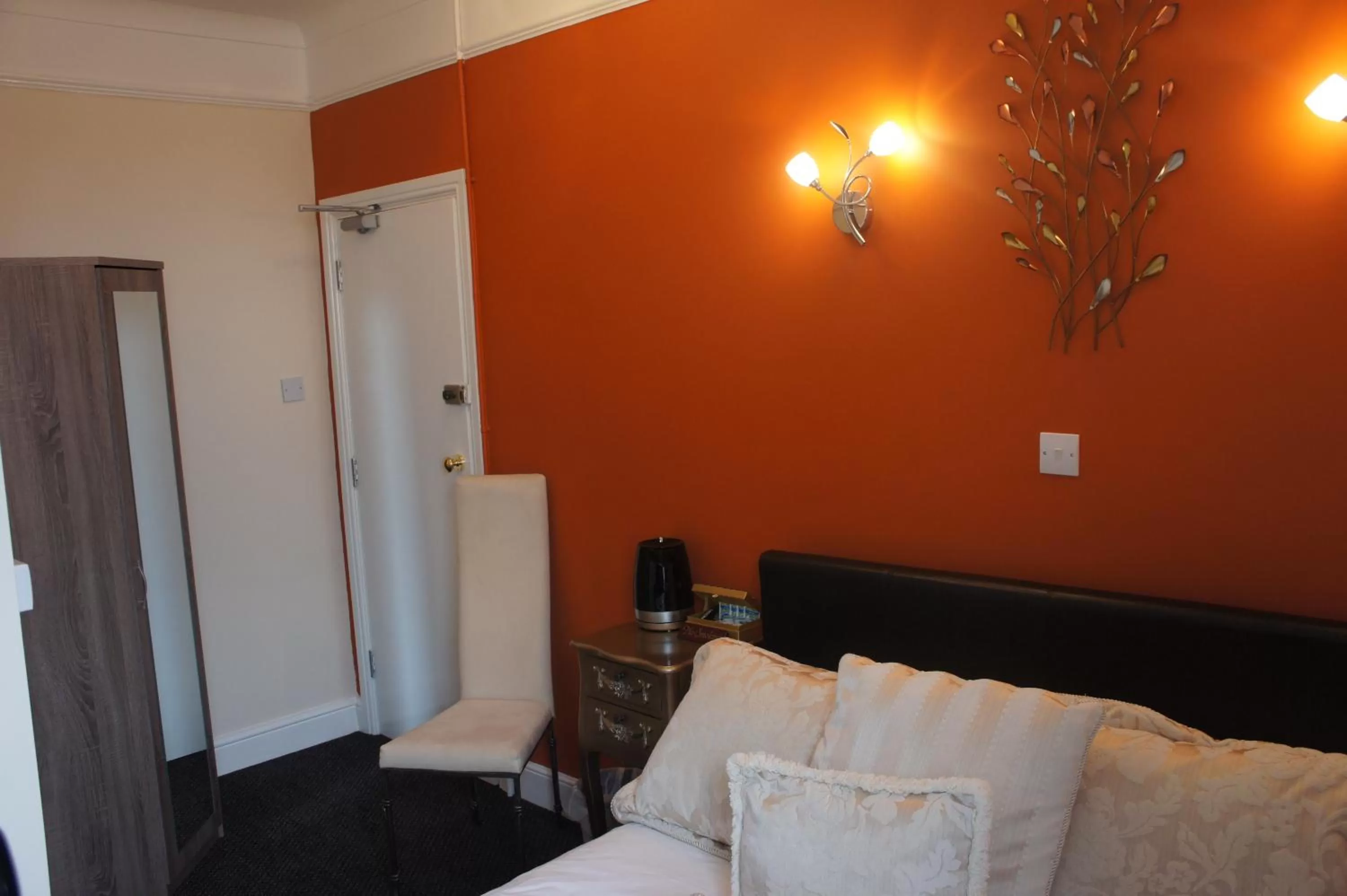 Bedroom, Bed in Atlanta