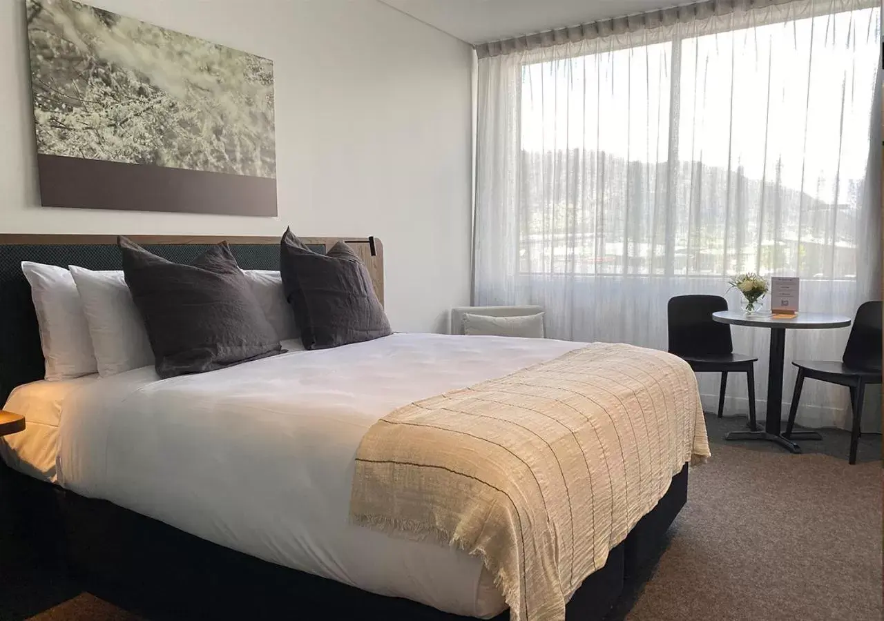 Bed in Sudima Queenstown Five Mile