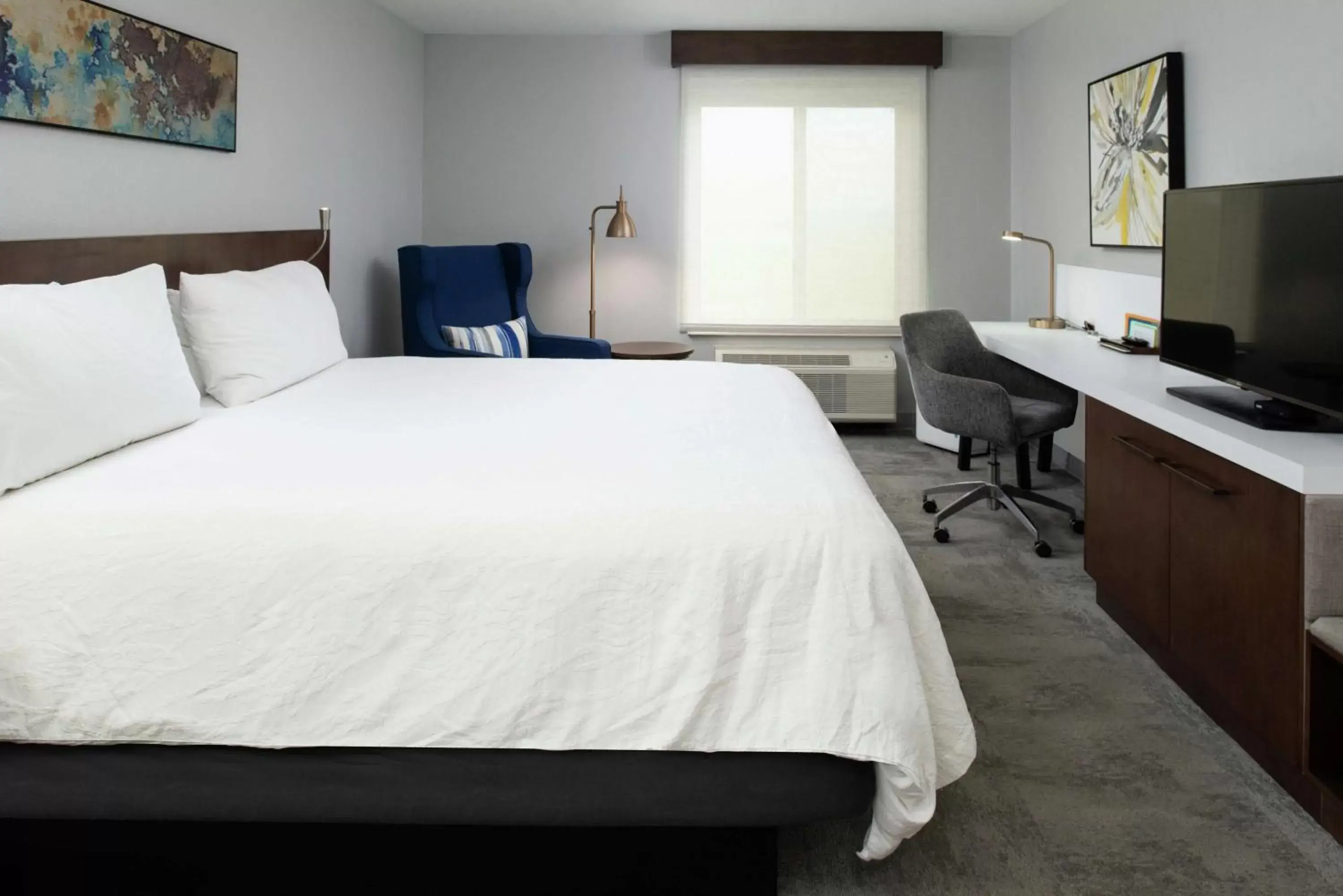 Bedroom, Bed in Hilton Garden Inn Baton Rouge Airport