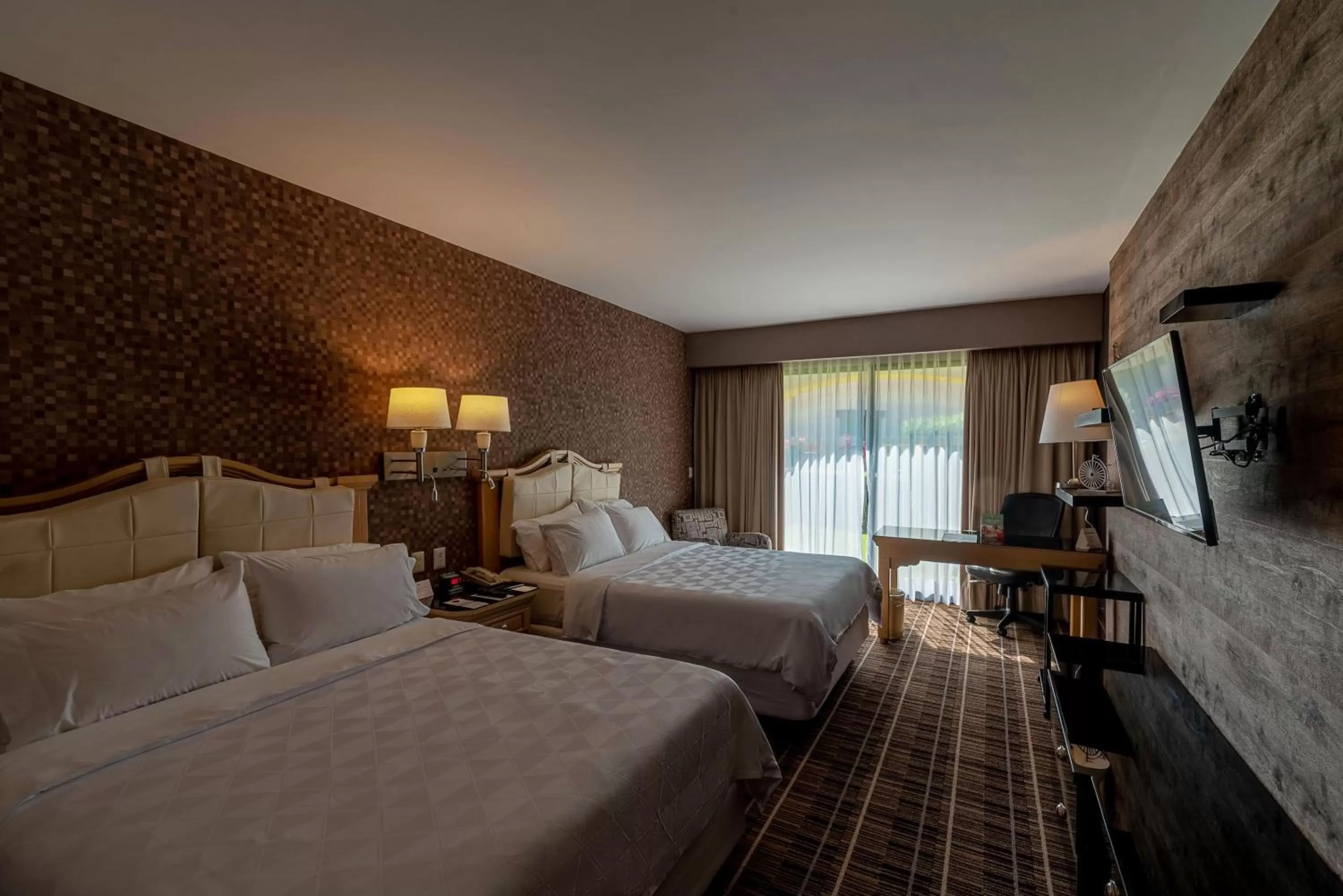 Bedroom, Bed in Holiday Inn Queretaro Centro Historico by IHG