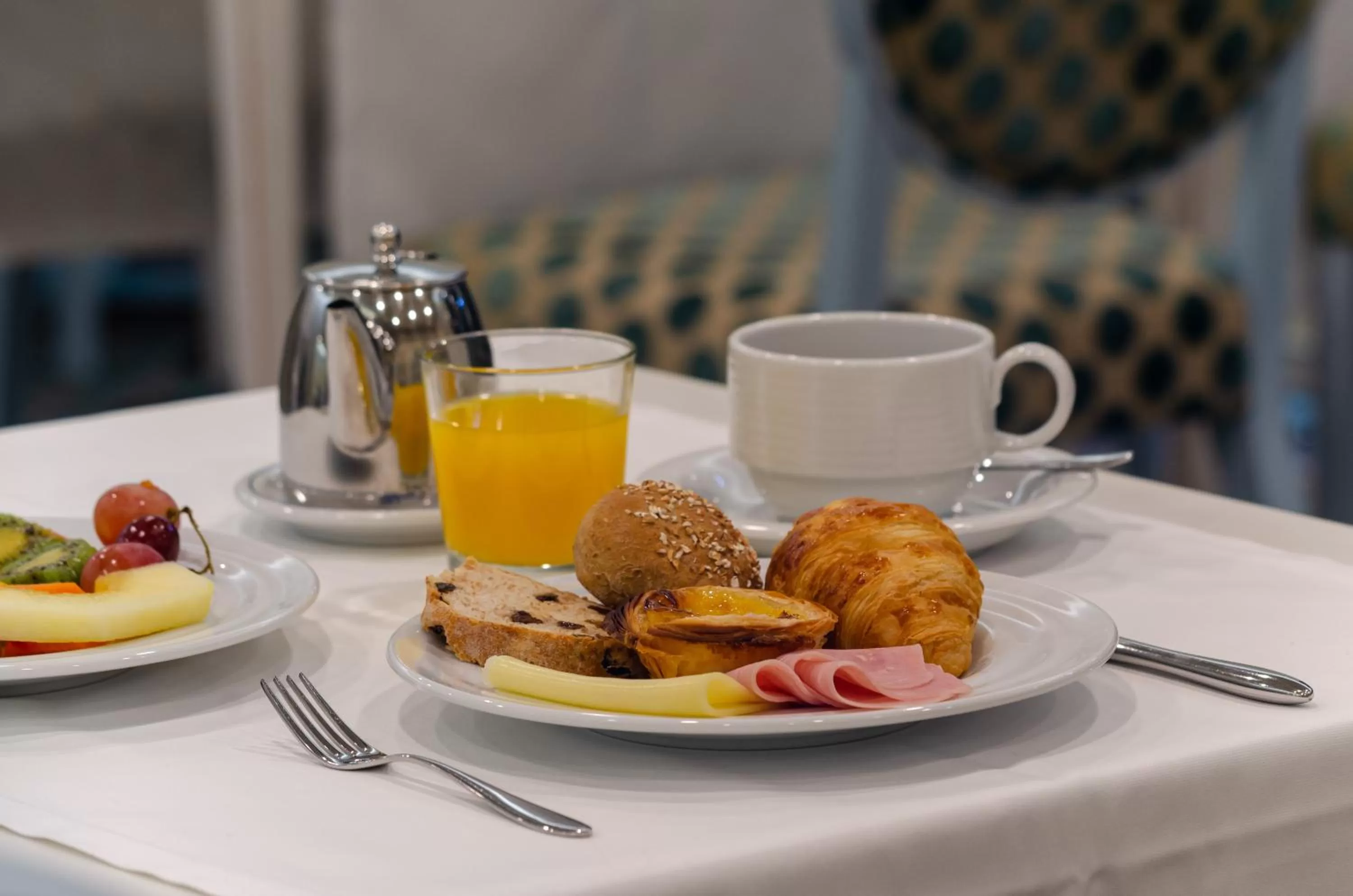 Buffet breakfast in Olissippo Saldanha