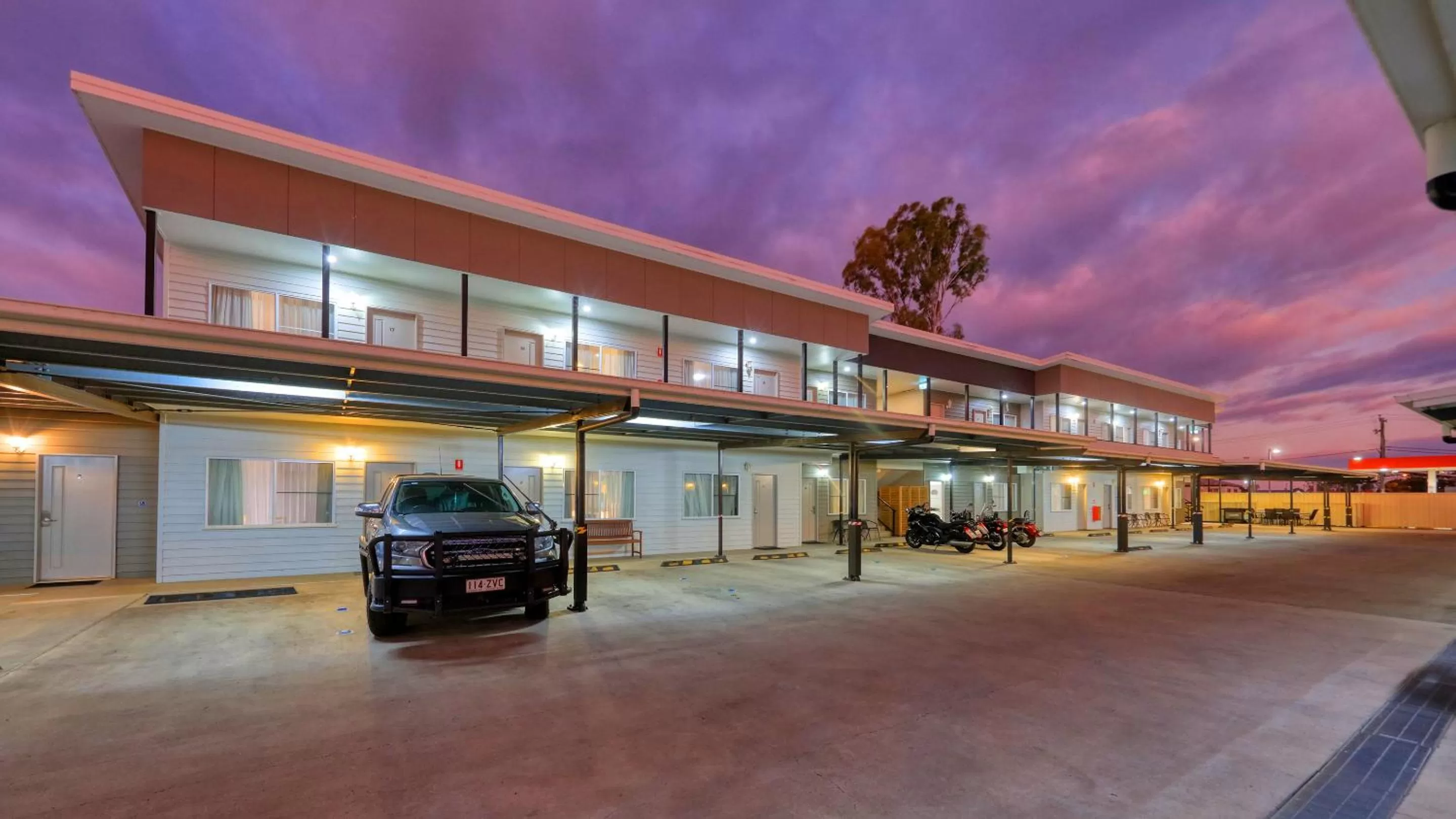 Property building in Drovers Motor Inn