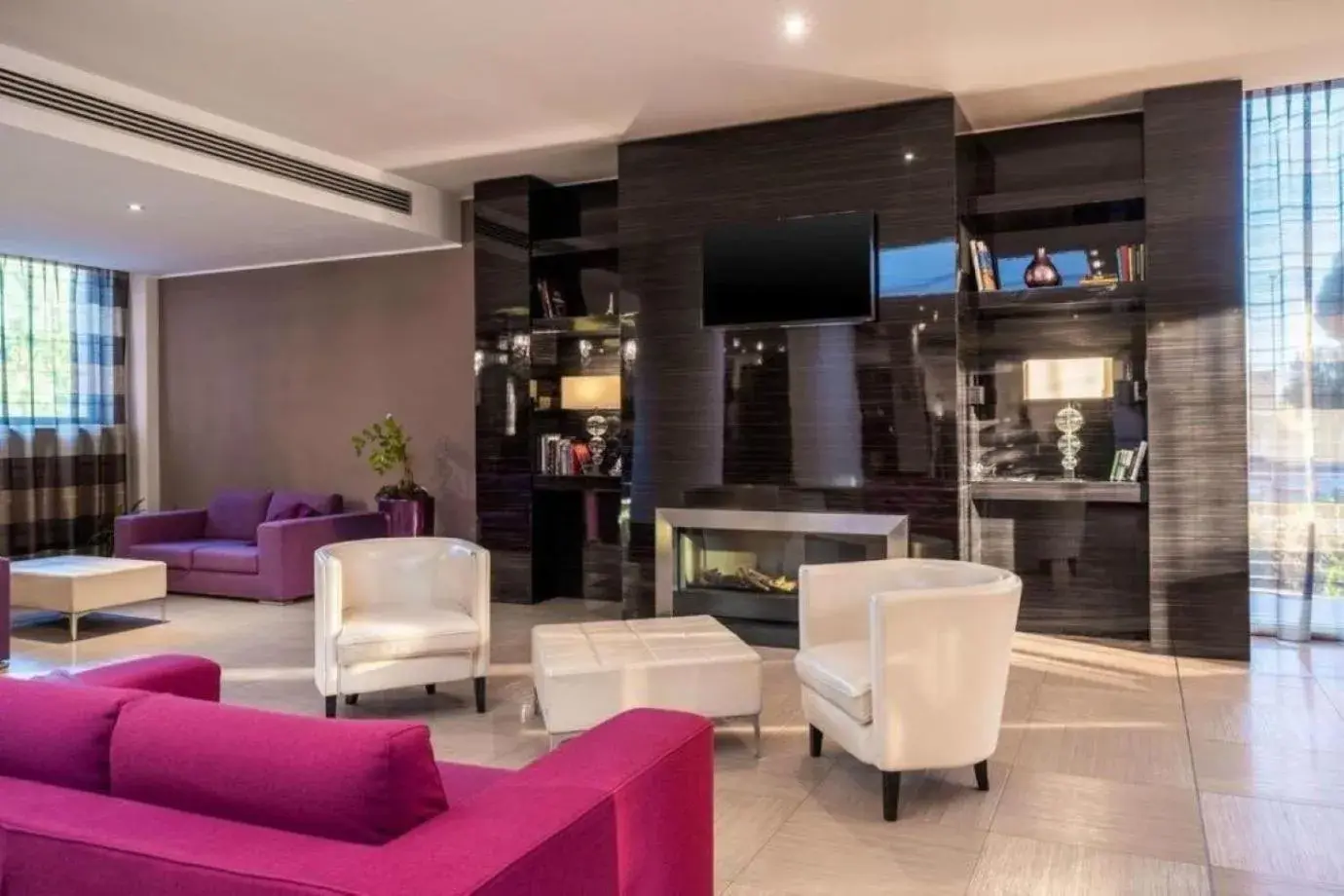 Lobby or reception in Quality Hotel Green Palace Lobby or reception in Quality Hotel Green Palace