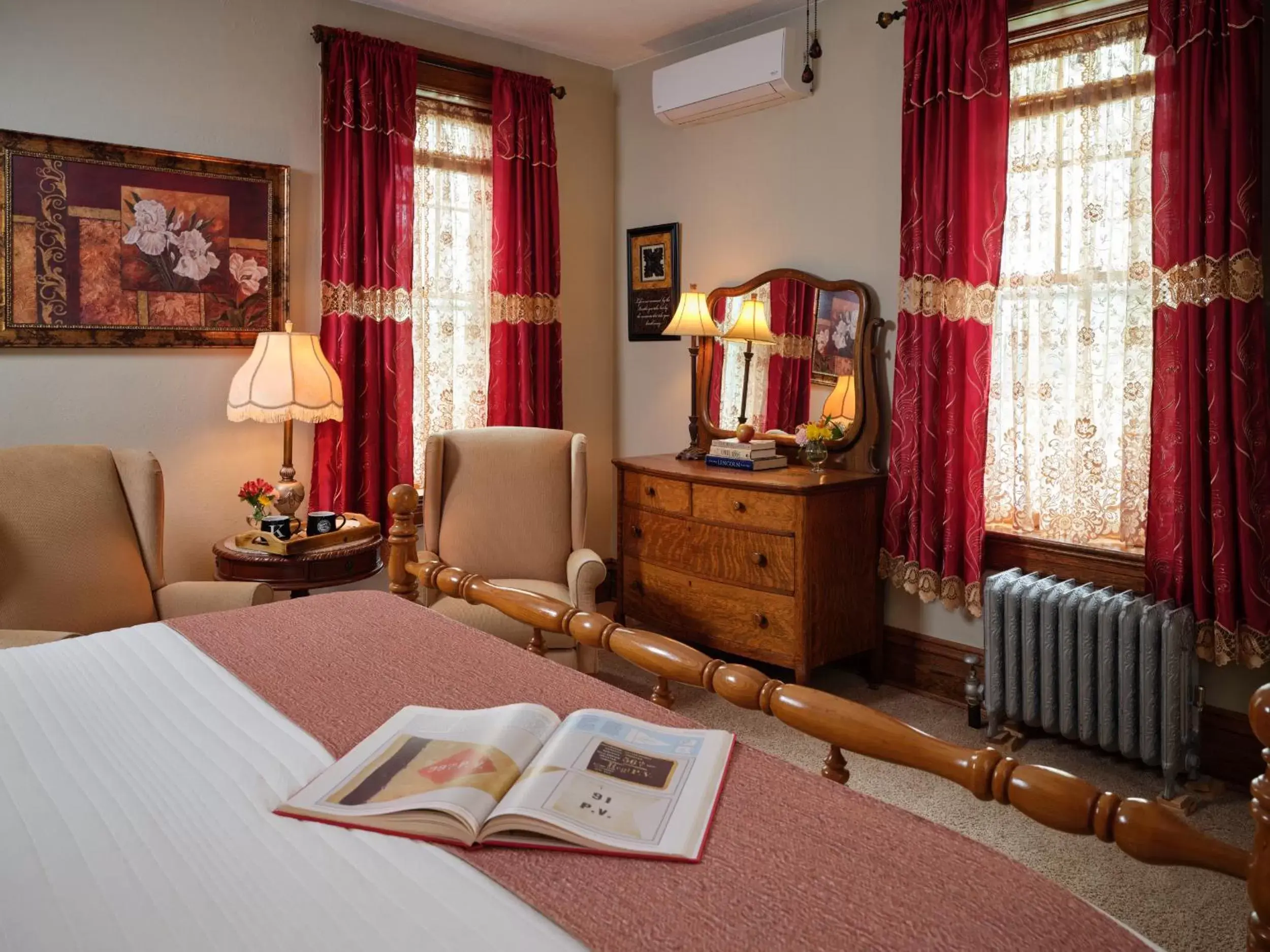 Seating Area in Keystone Inn Bed and Breakfast