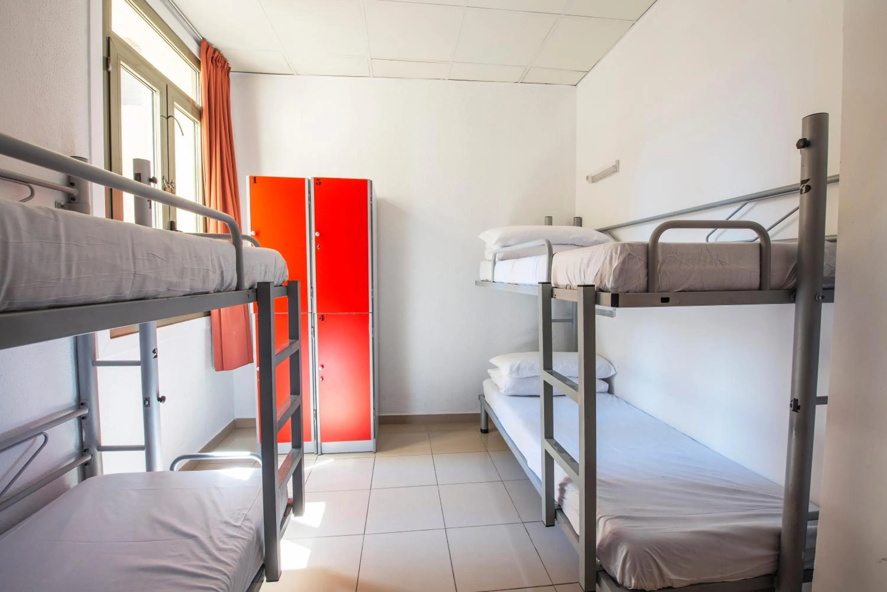 bunk bed, Bed in Safestay Barcelona Passeig de Gràcia