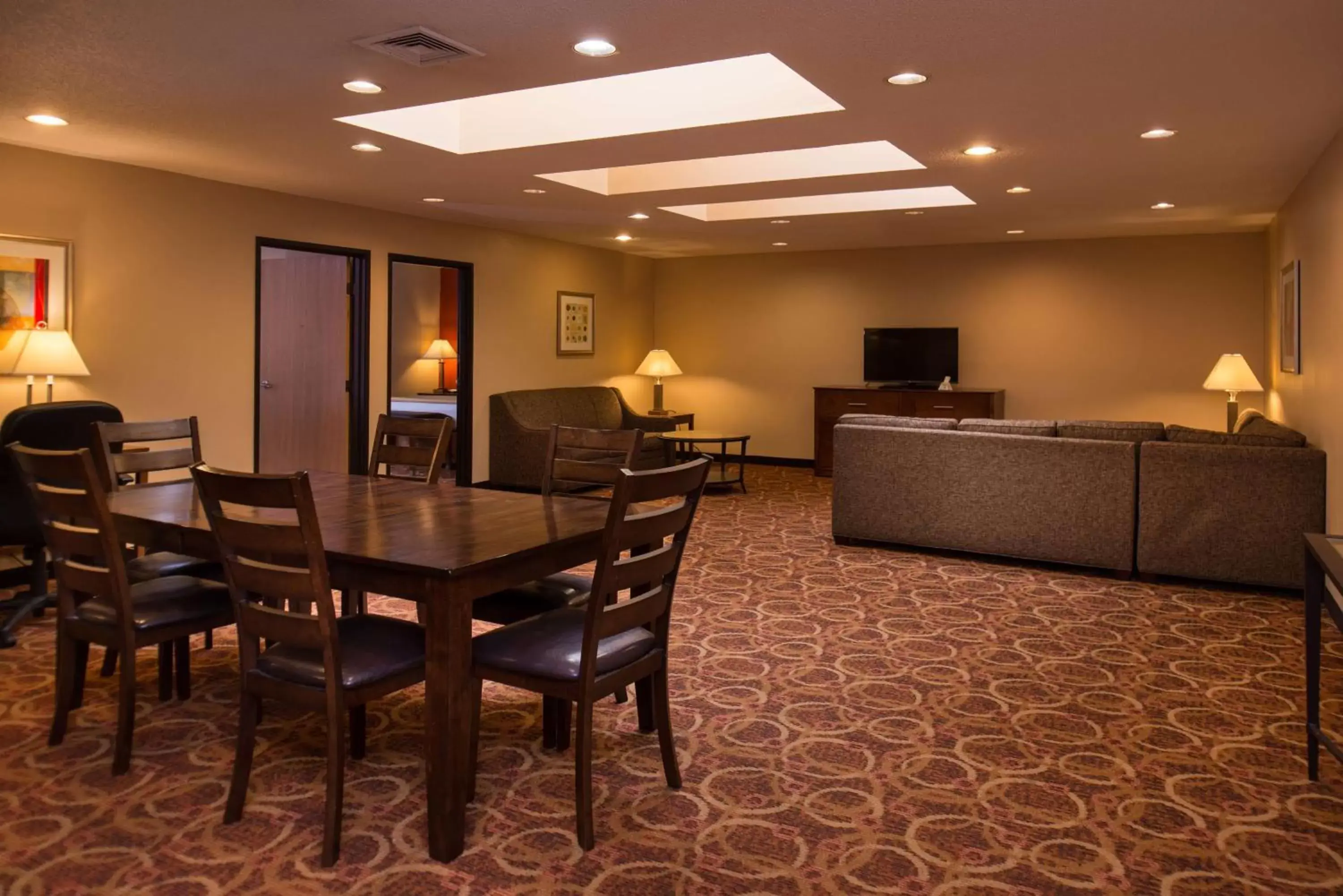 Photo of the whole room in Best Western Ambassador Inn & Suites