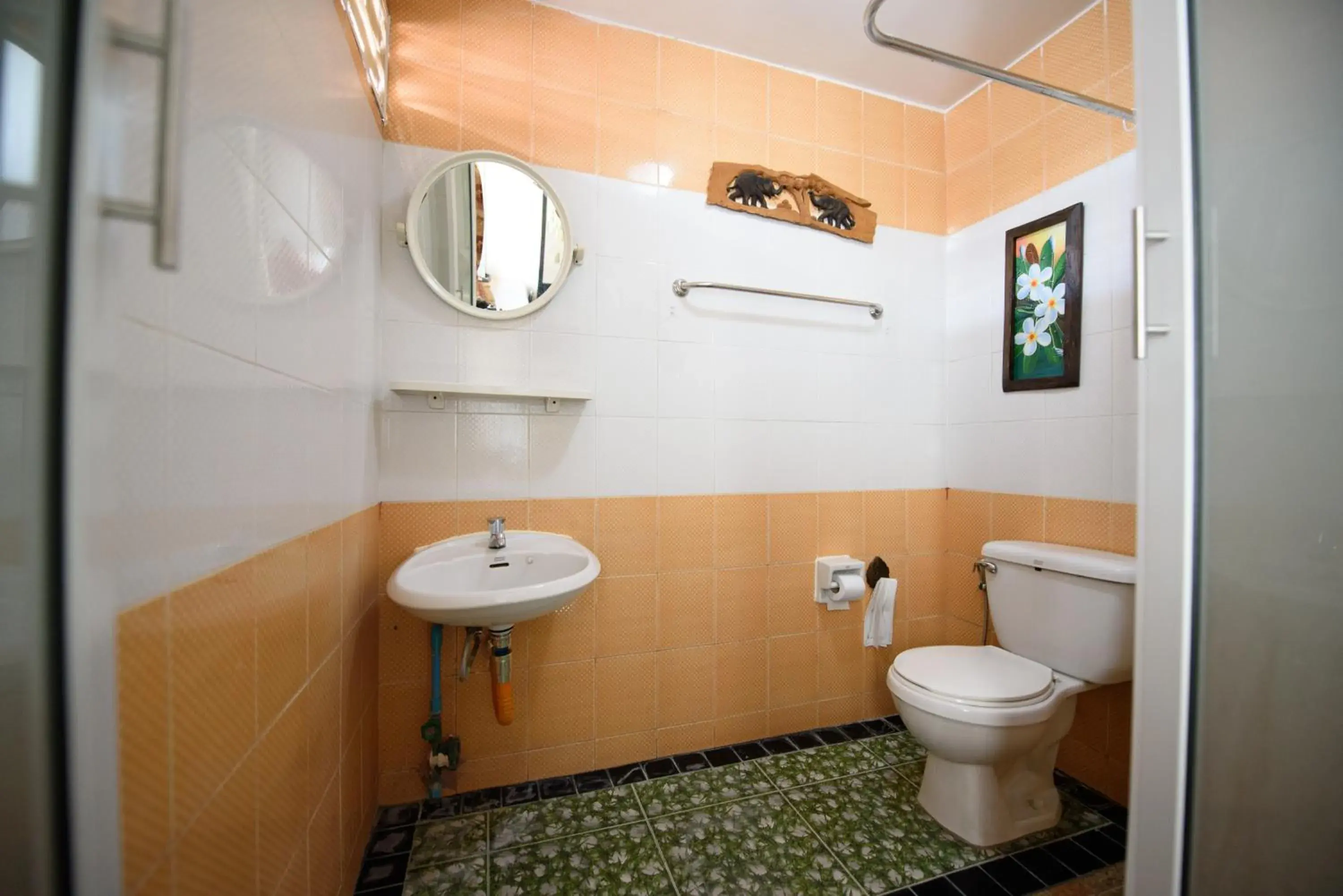 Bathroom in Chanaplace Lanna