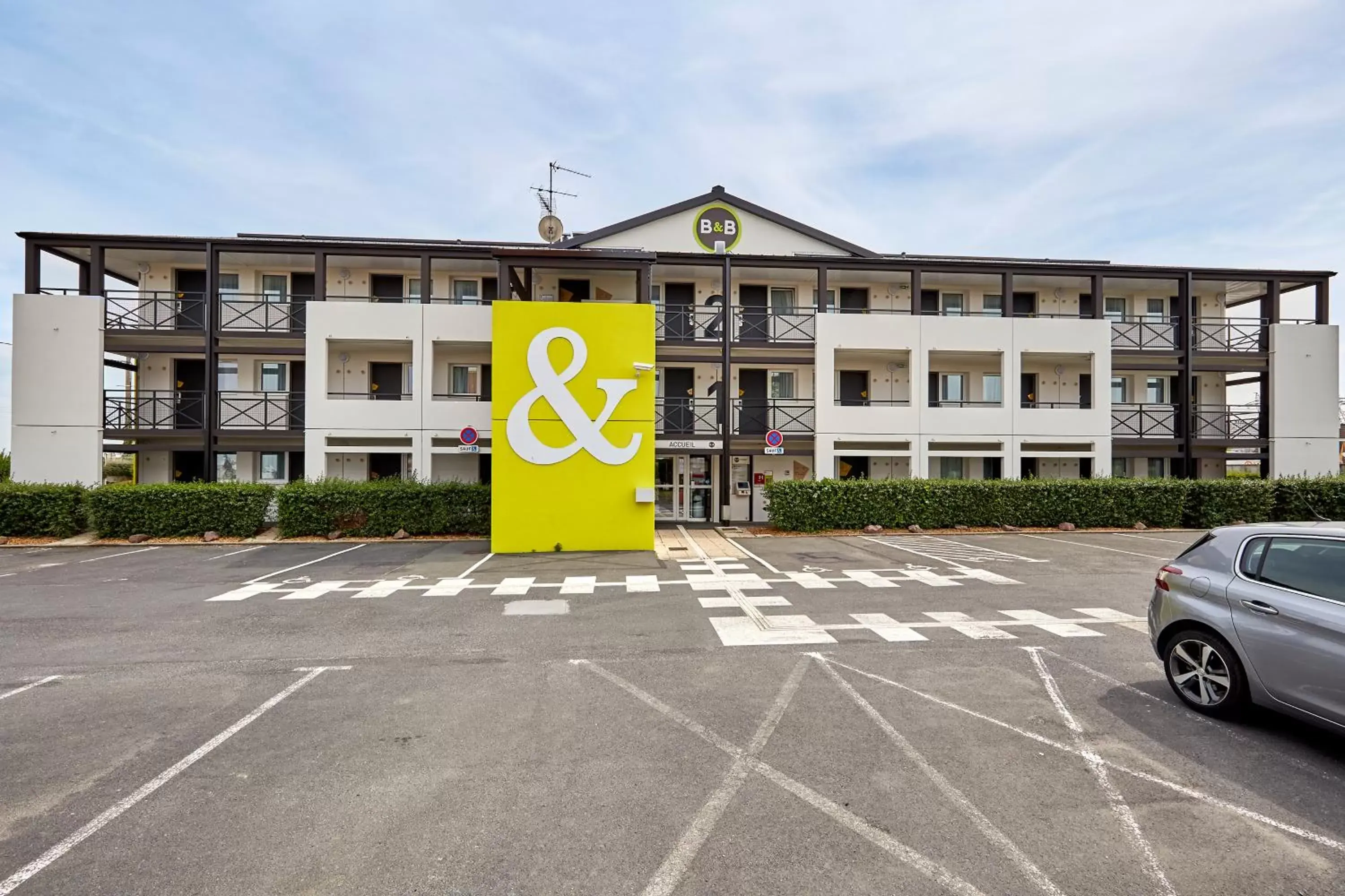 Facade/entrance, Property Building in B&B HOTEL CAEN Sud