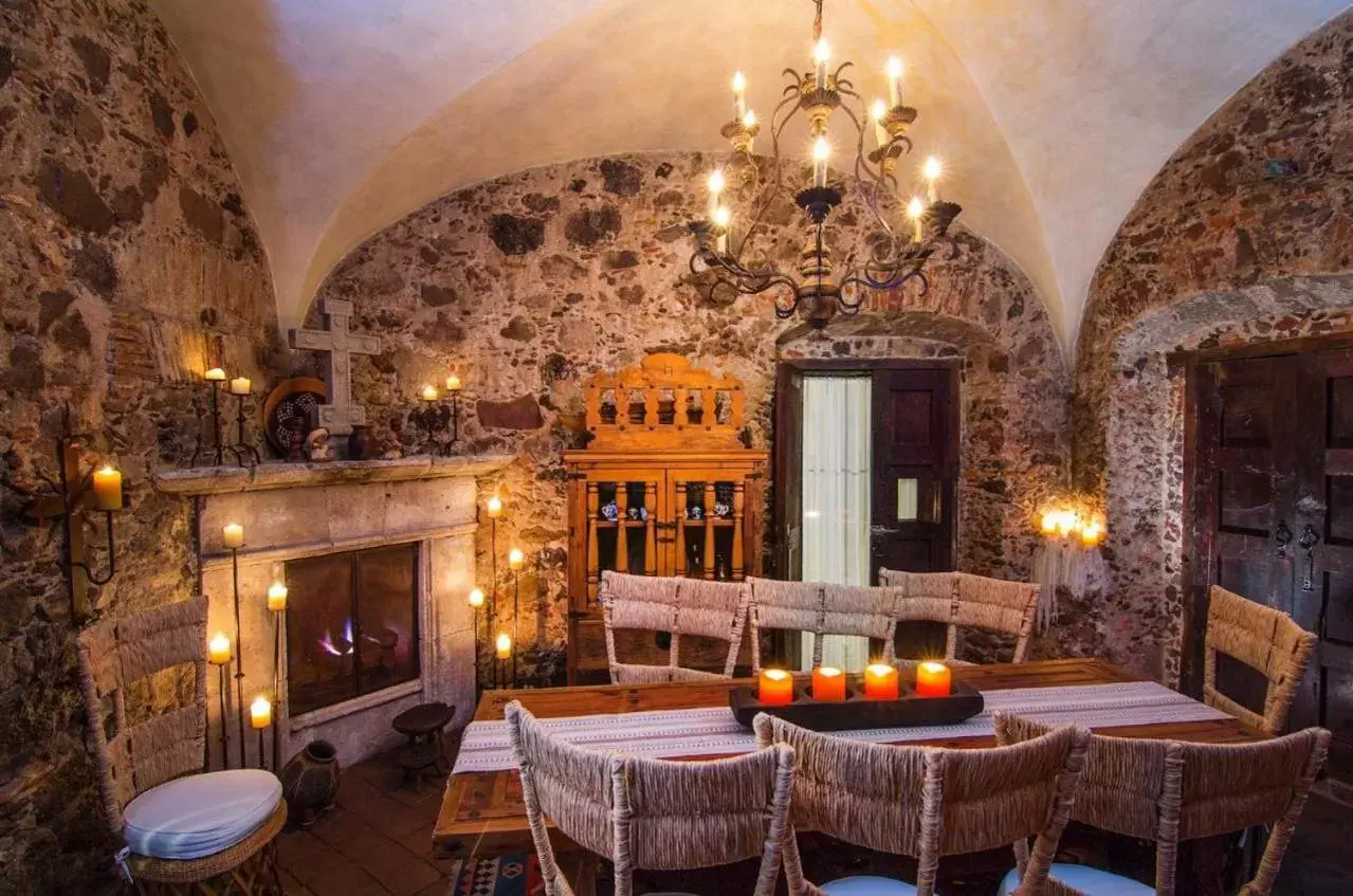 Dining area in Hacienda Las Amantes