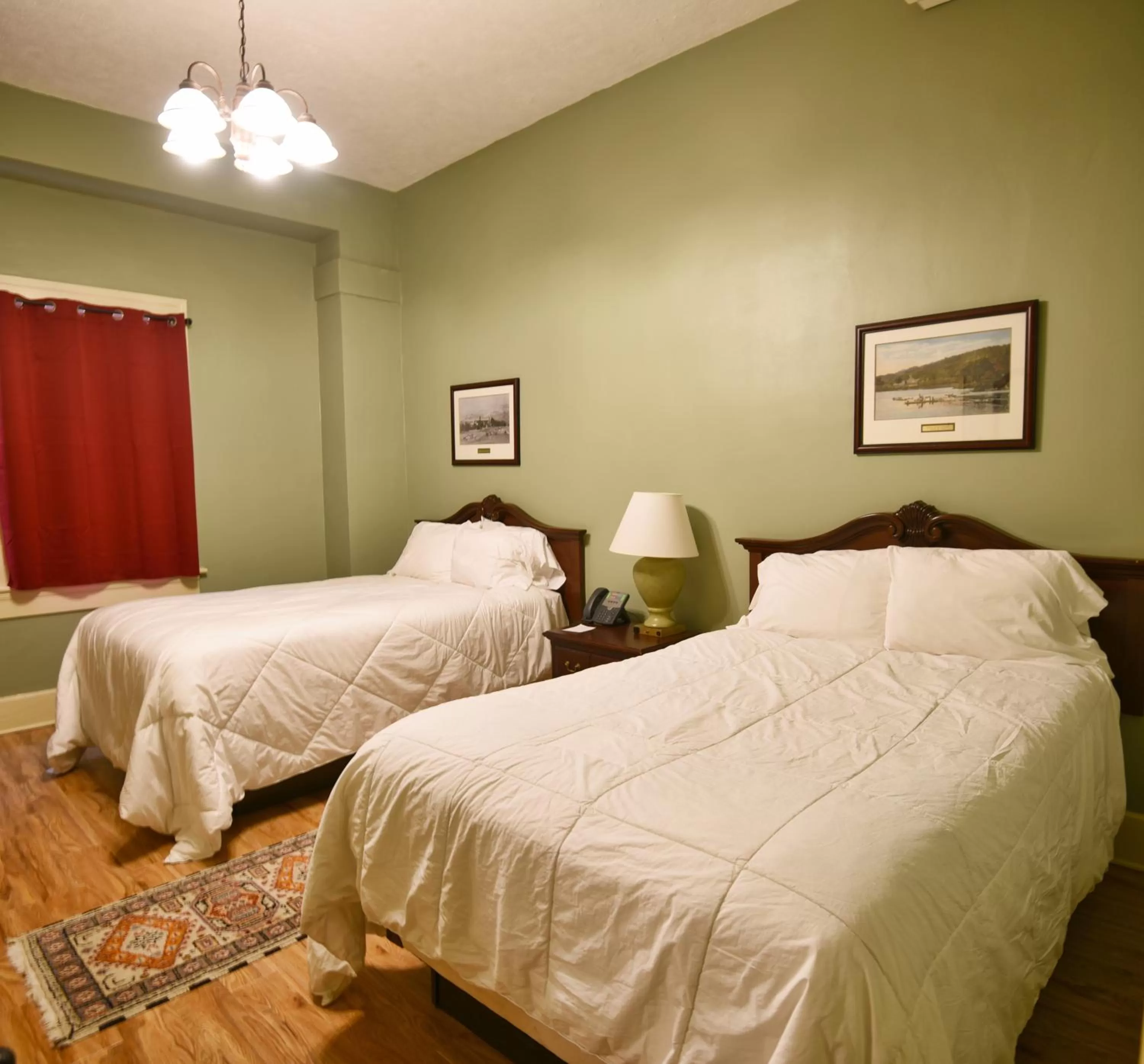 Bedroom, Bed in Shawnee Inn and Golf Resort