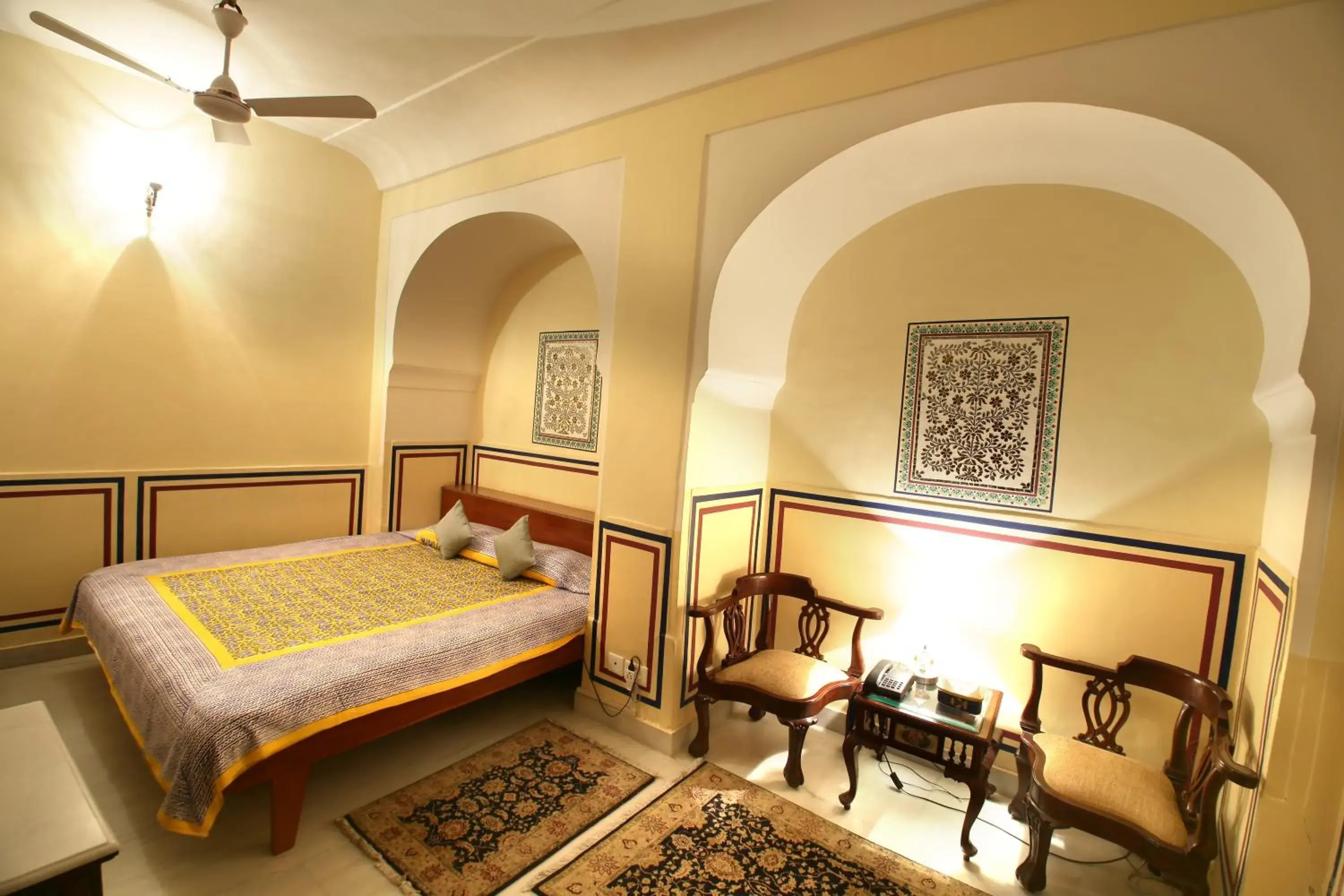 Bed in Khatu Haveli