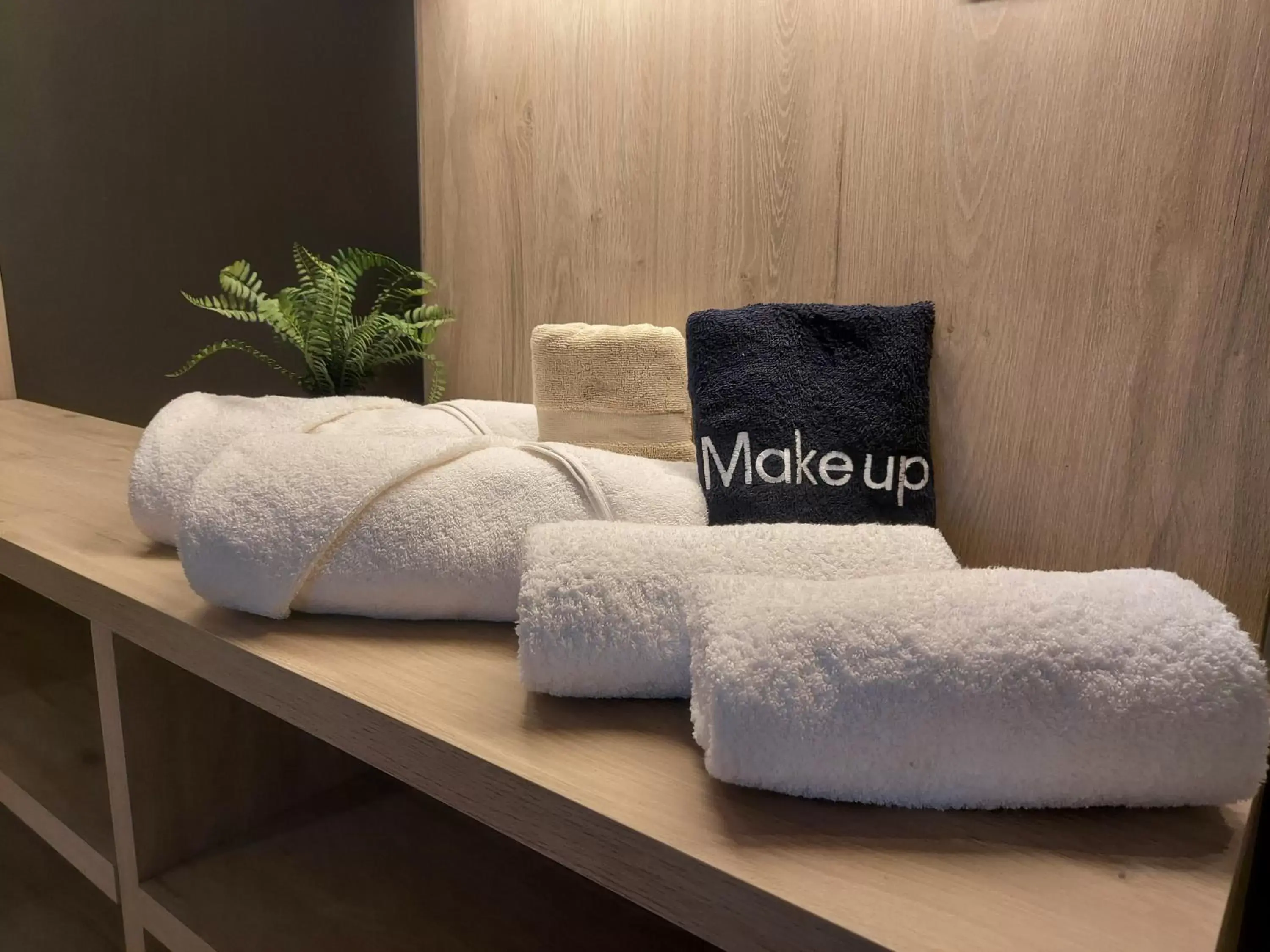 towels in EUPHORIA ''Staying in Pleasure''